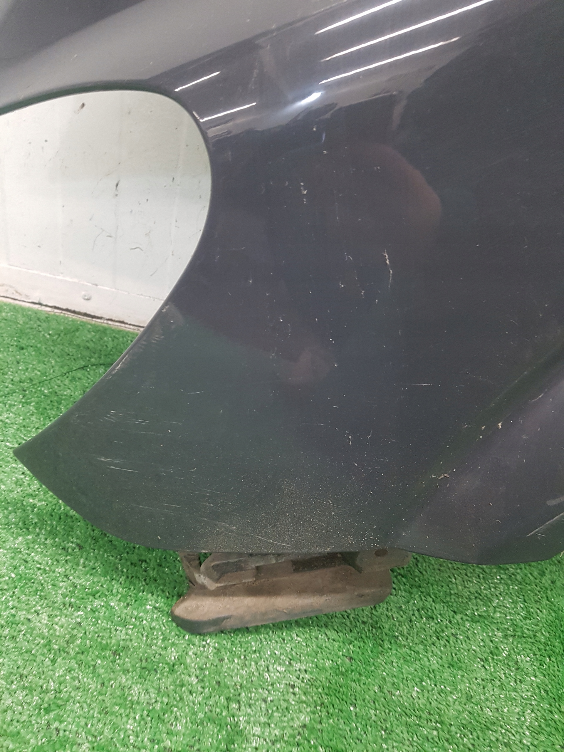 fender left front MERCEDES-BENZ VITO W639