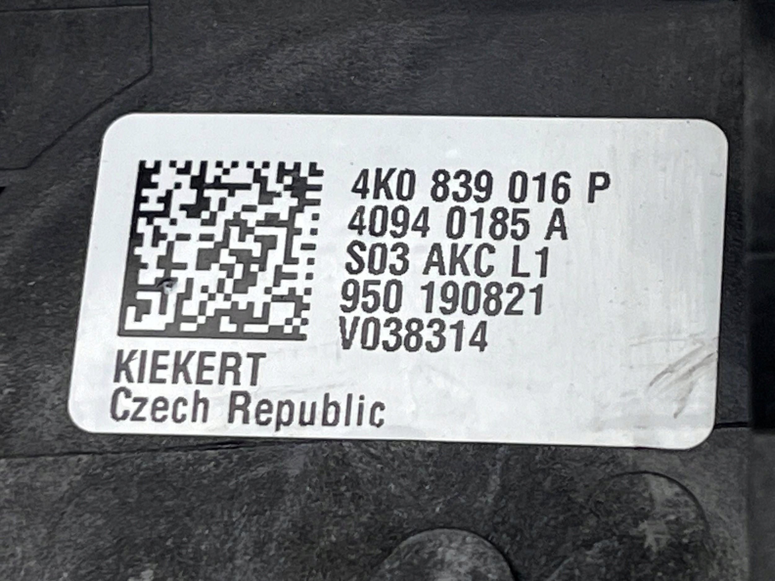 AUDI A7 A6 Q8 lock door right rear part 4K0839016P @M