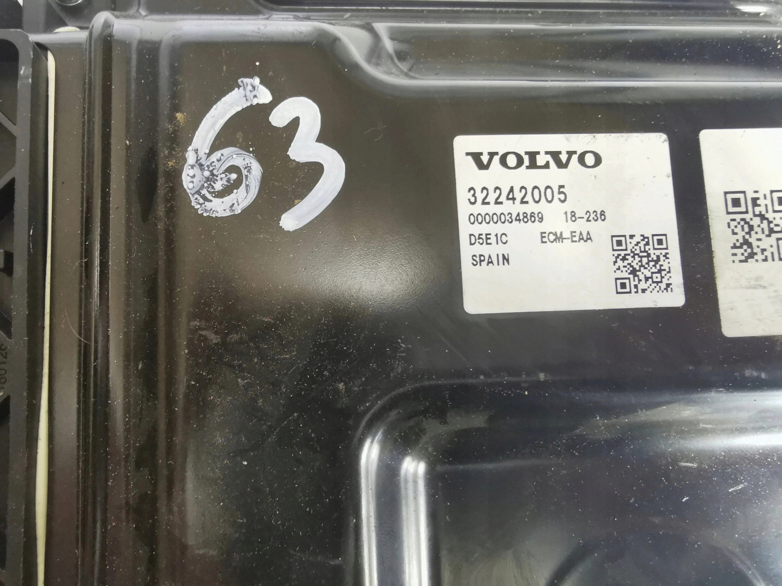 VOLVO V60 2.0D 32242005 MB175745-0100 computer ECU