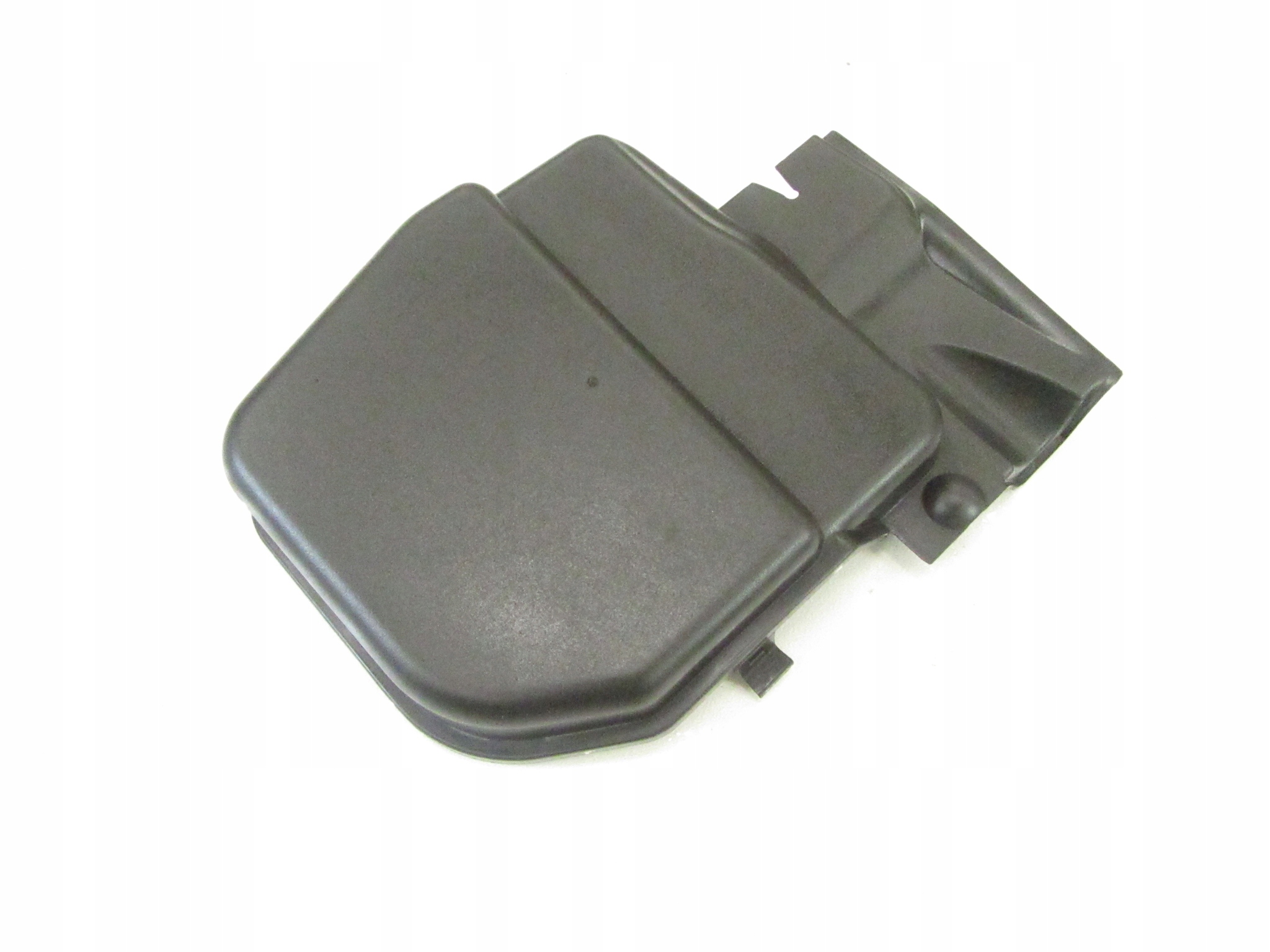 kryt pod oknem filtru levá předek BMW e81 e82 e84 e87 e88 e90 e91 e92 e93