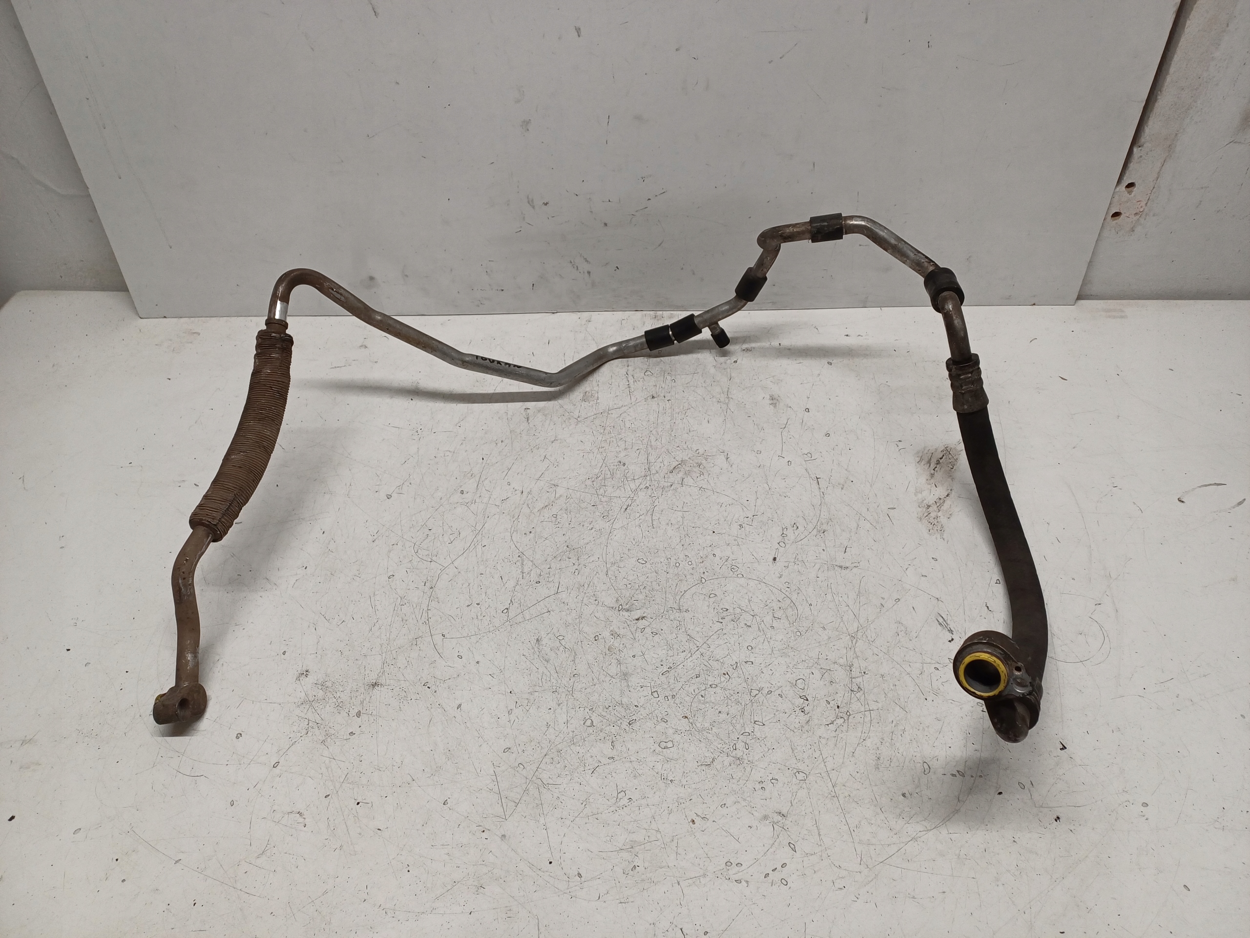 VW TOURAN 1T 03- 2.0TDI PRZEWÓD WĄŻ KLIMATYZACJI 1T0820743AA