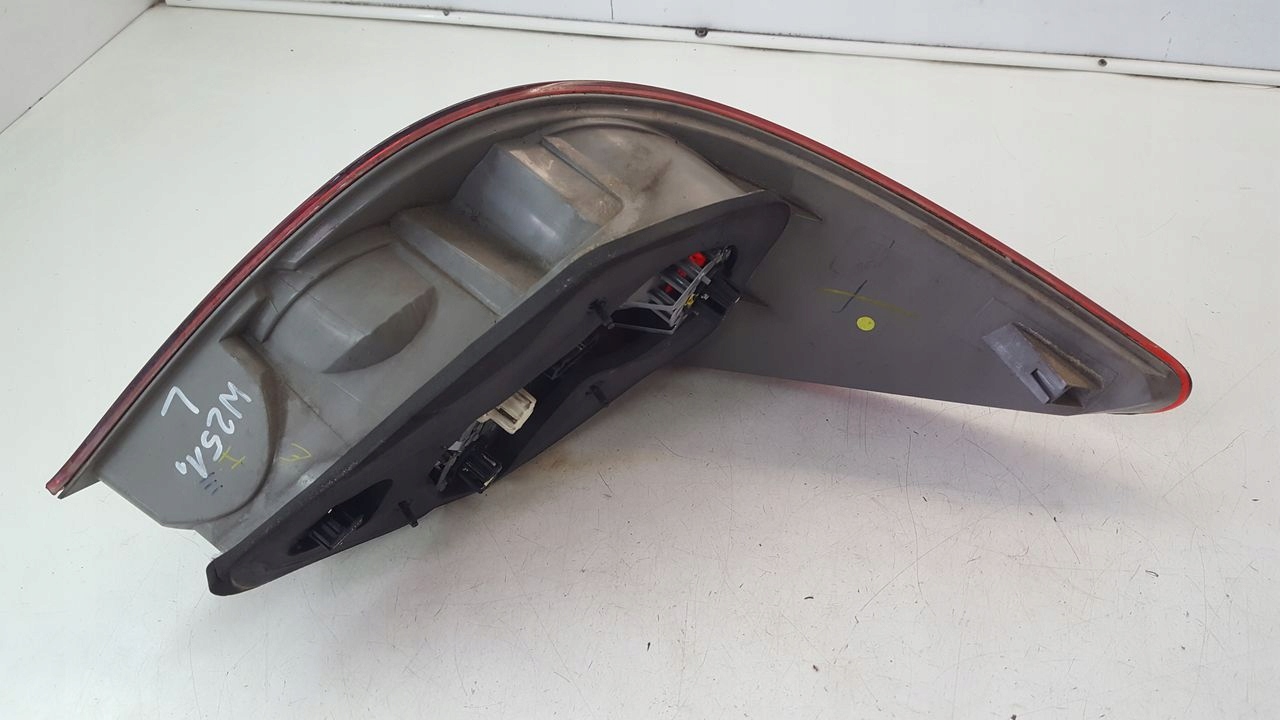 light rear part rear left Mercedes W251 3,0 CDI