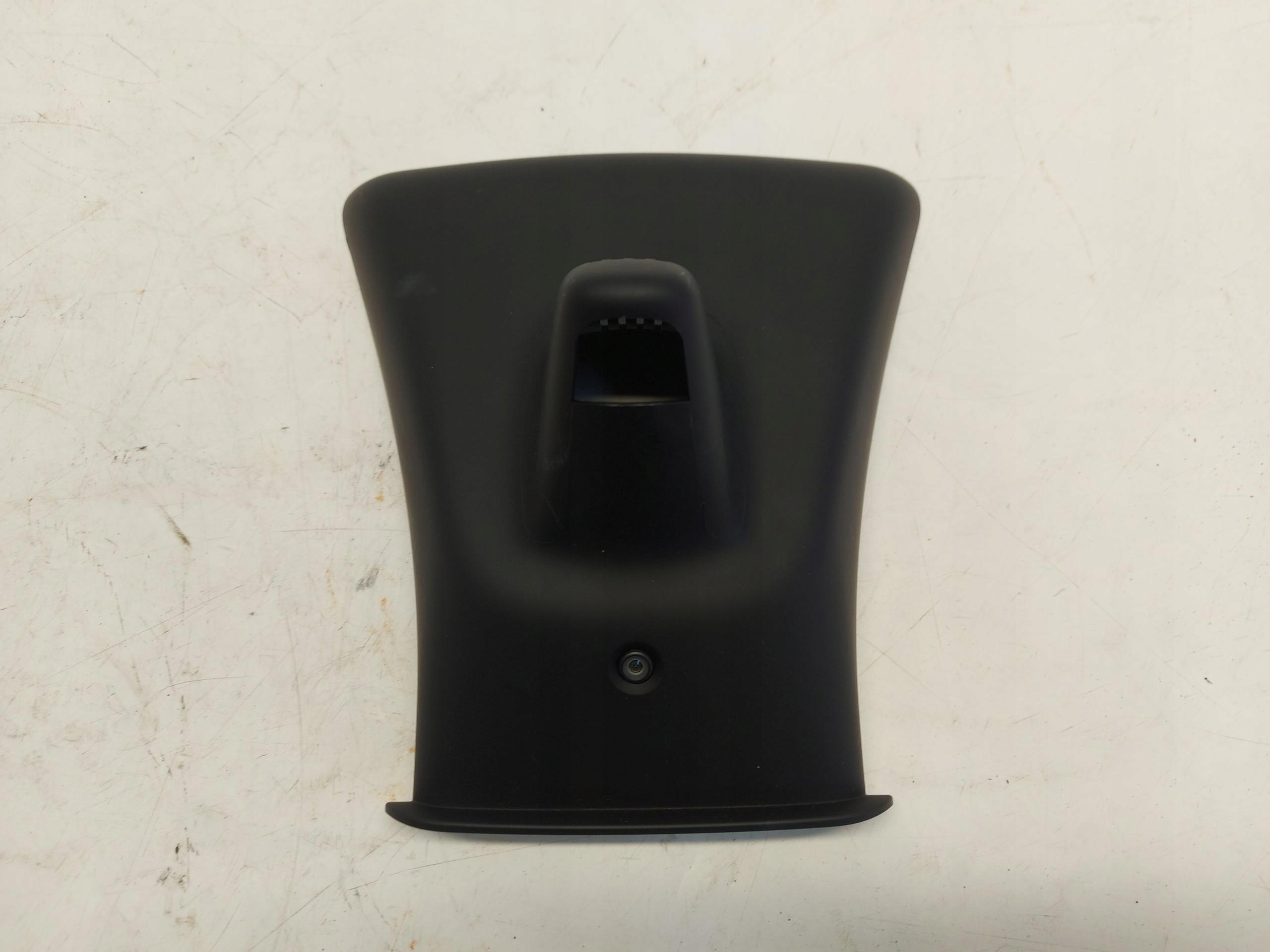 TESLA MODEL Y 2024r KAMERA cabs 1588124-01-O