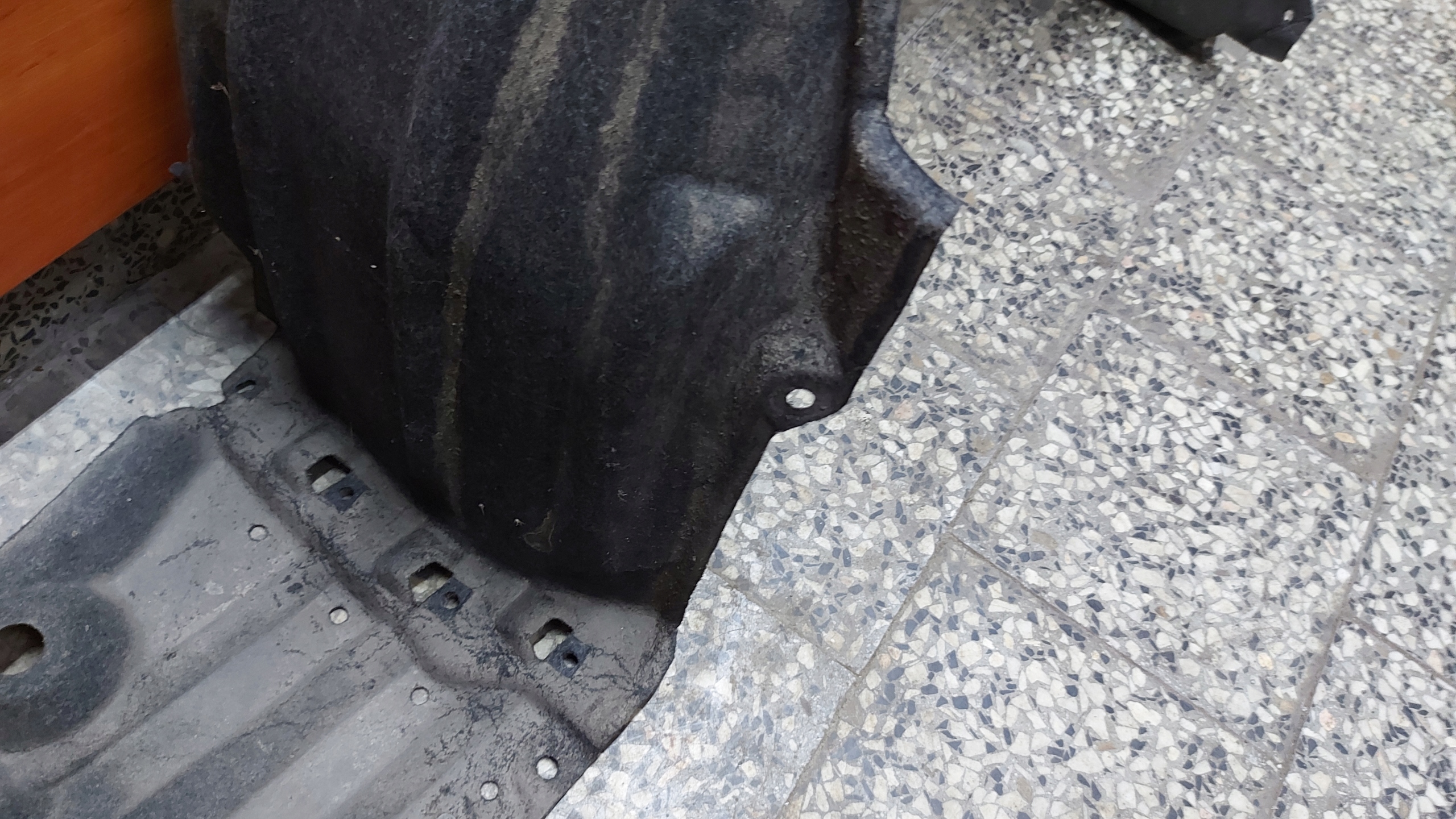 mudguard right front TOYOTA COROLLA E21 19- sedan