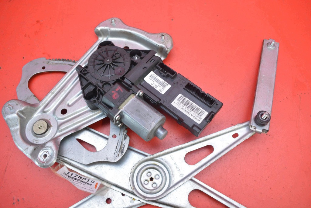 window regulator left front EU 807216718R RENAULT MEGANE 3 III 5D HB 13-20