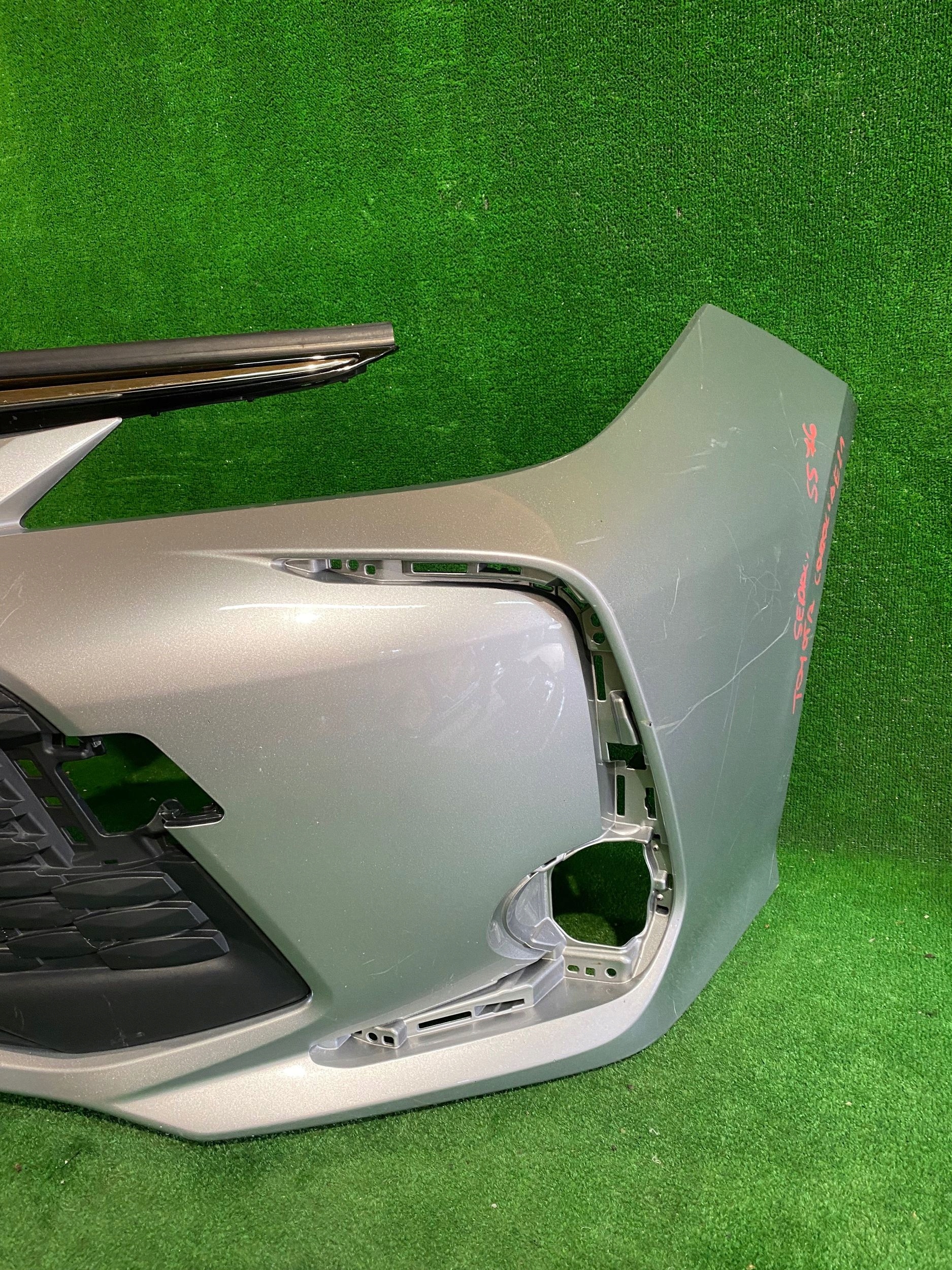 front bumper front TOYOTA COROLLA E21 sedan LIFT without pdc NR.Z5576