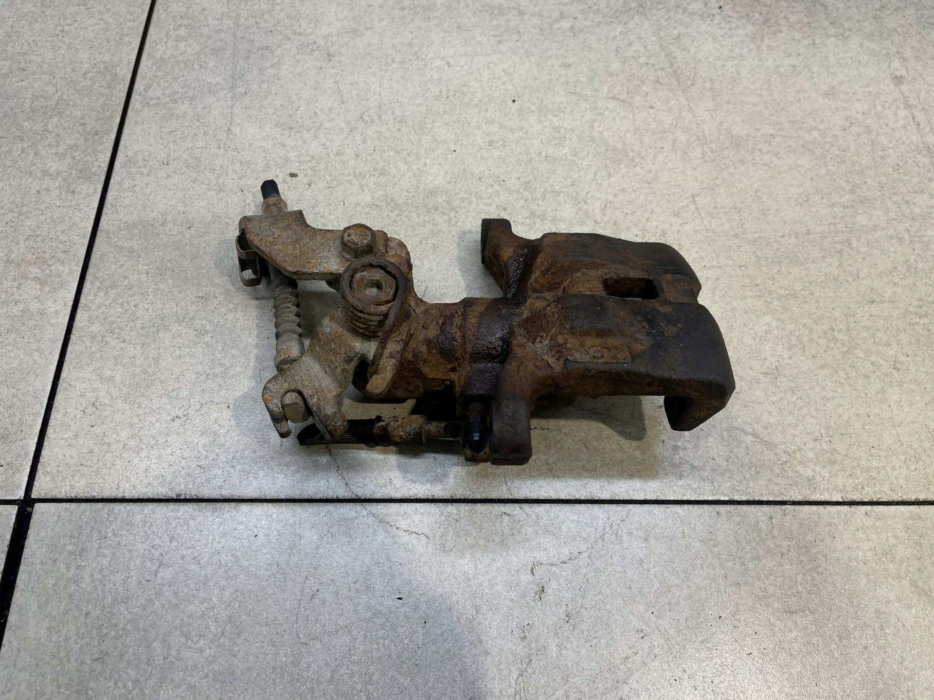 caliper brake right rear part MAZDA 6