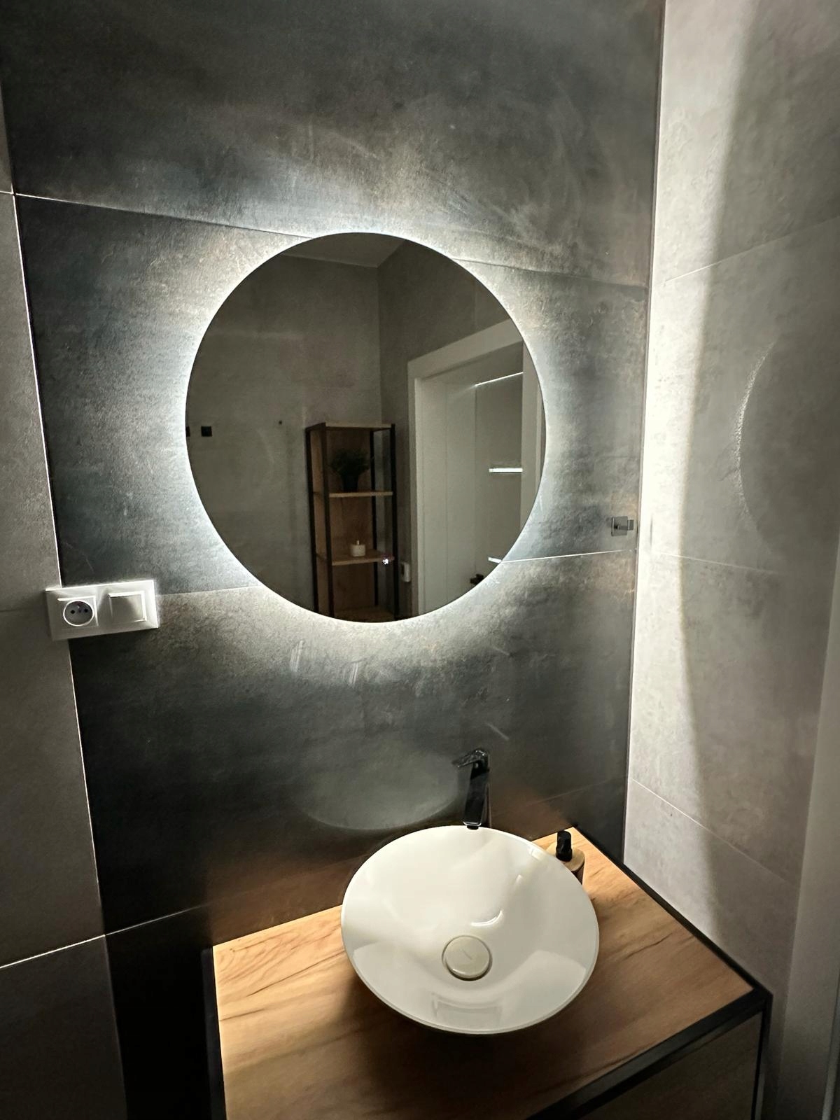 LUSTRO LED COB 480/1m fi 70 cm OKRĄGŁE NA RUCH Z WŁĄCZNIKIEM SENSORYCZNYM Kod producenta LUSTRO NOWOCZESNE GLAMOUR KOŁO