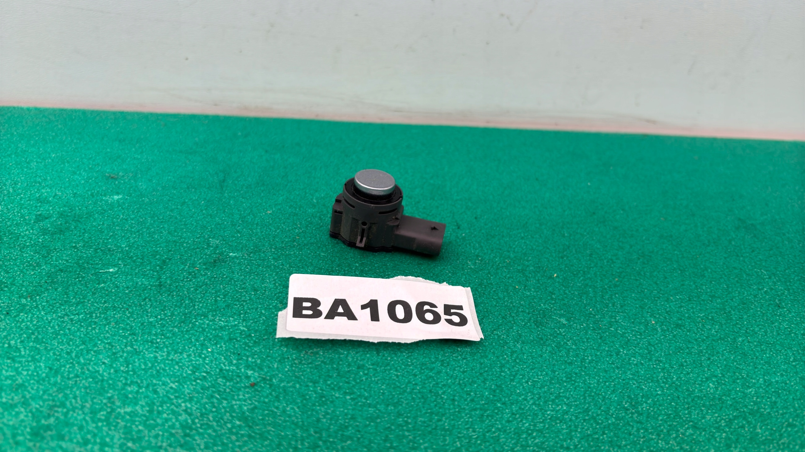 Sensor Parken PDC SREBRNY VW ID3 ID4 CUPRA BORN Q4 Q6 BA1065