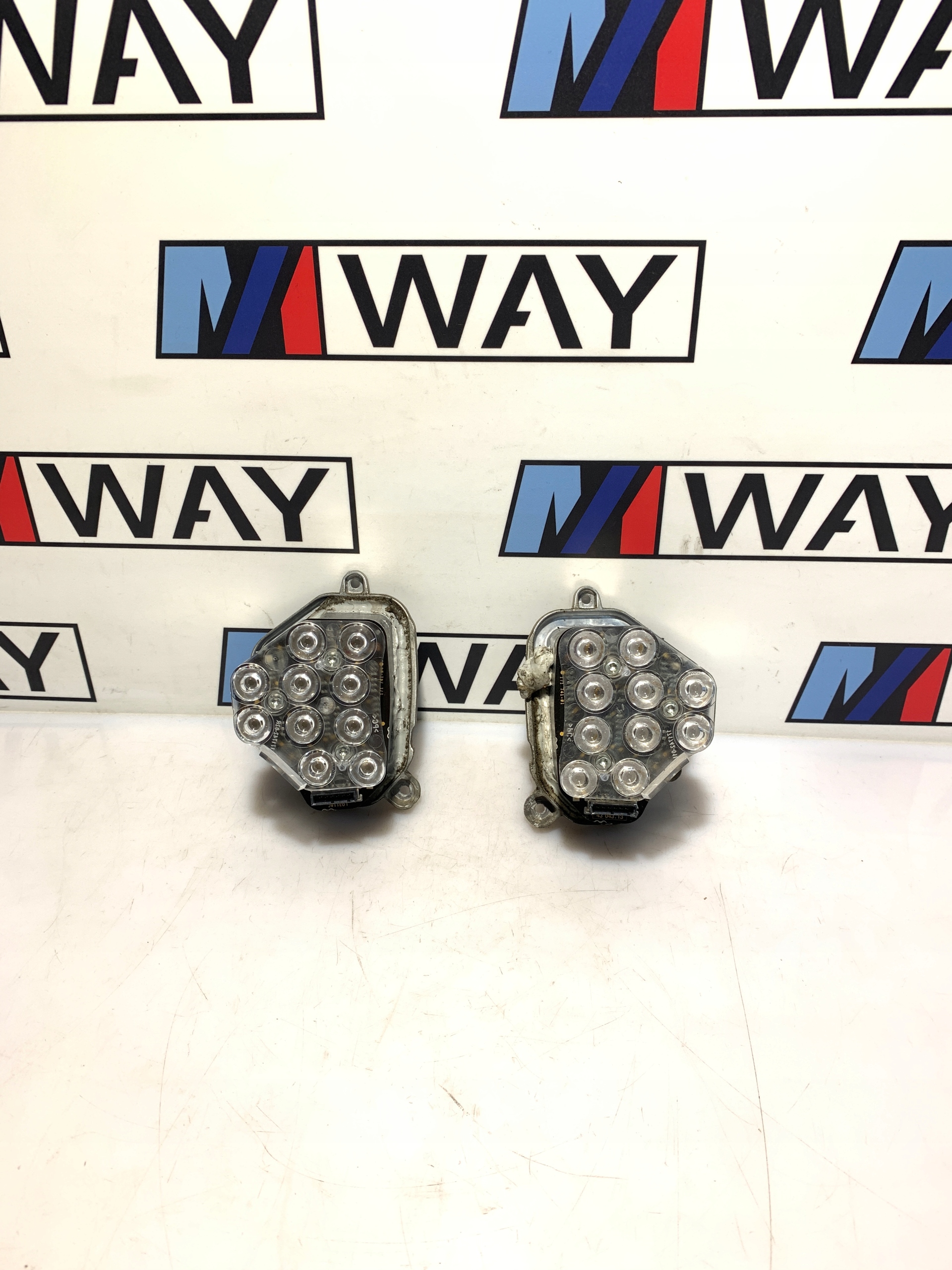 BMW F10 F11 module indicator LED JEZ 171738-11