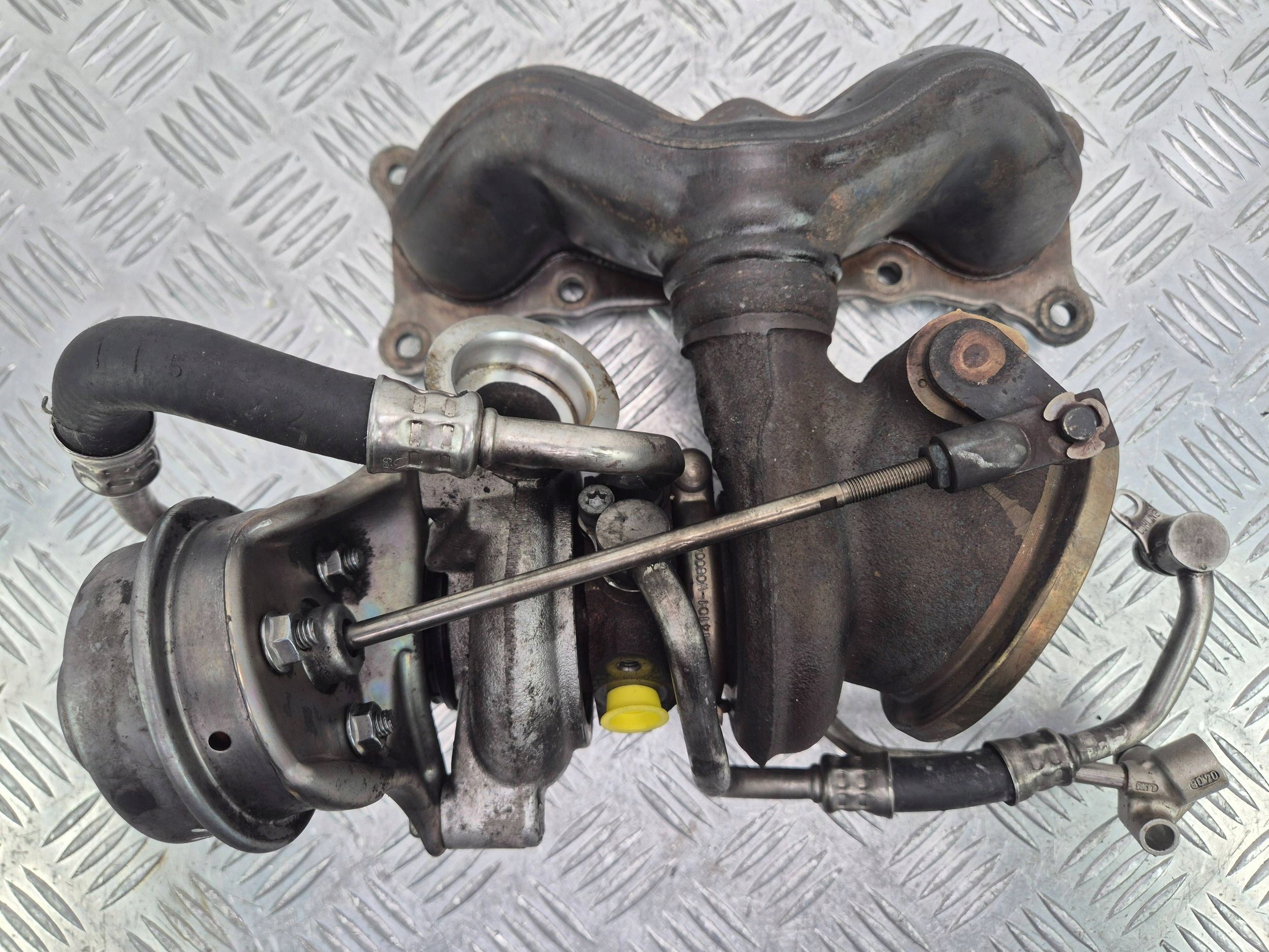 BMW 1 E82 E88 135i turbo 759301701