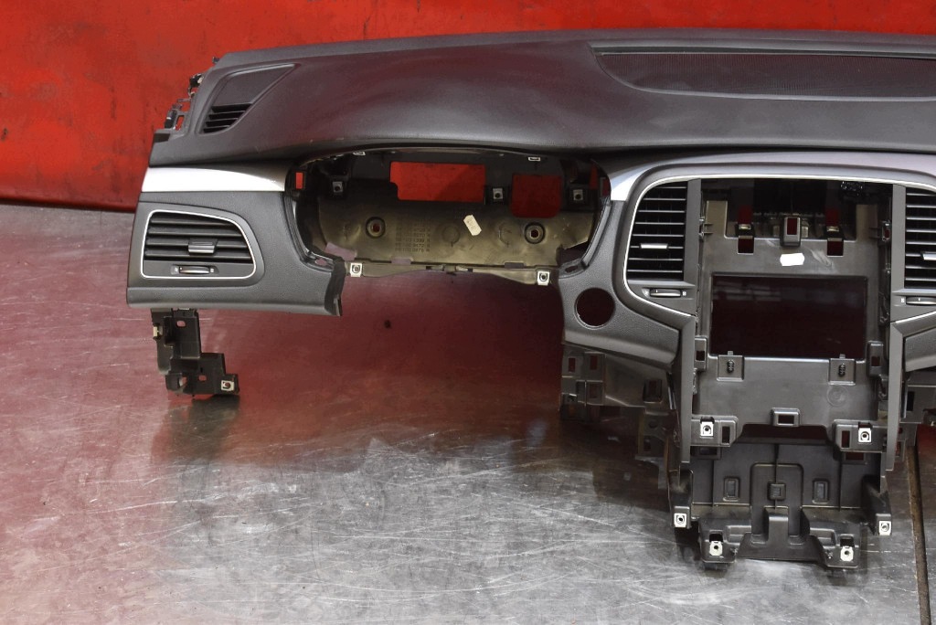 dashboard instrument panel console cockpit airbag EU 681002490R RENAULT TALISMAN 1 and