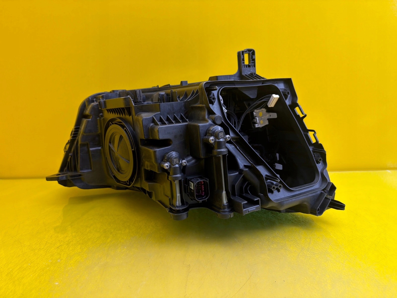 light left front Audi Q3 2 II 83A Full Led 83A941033