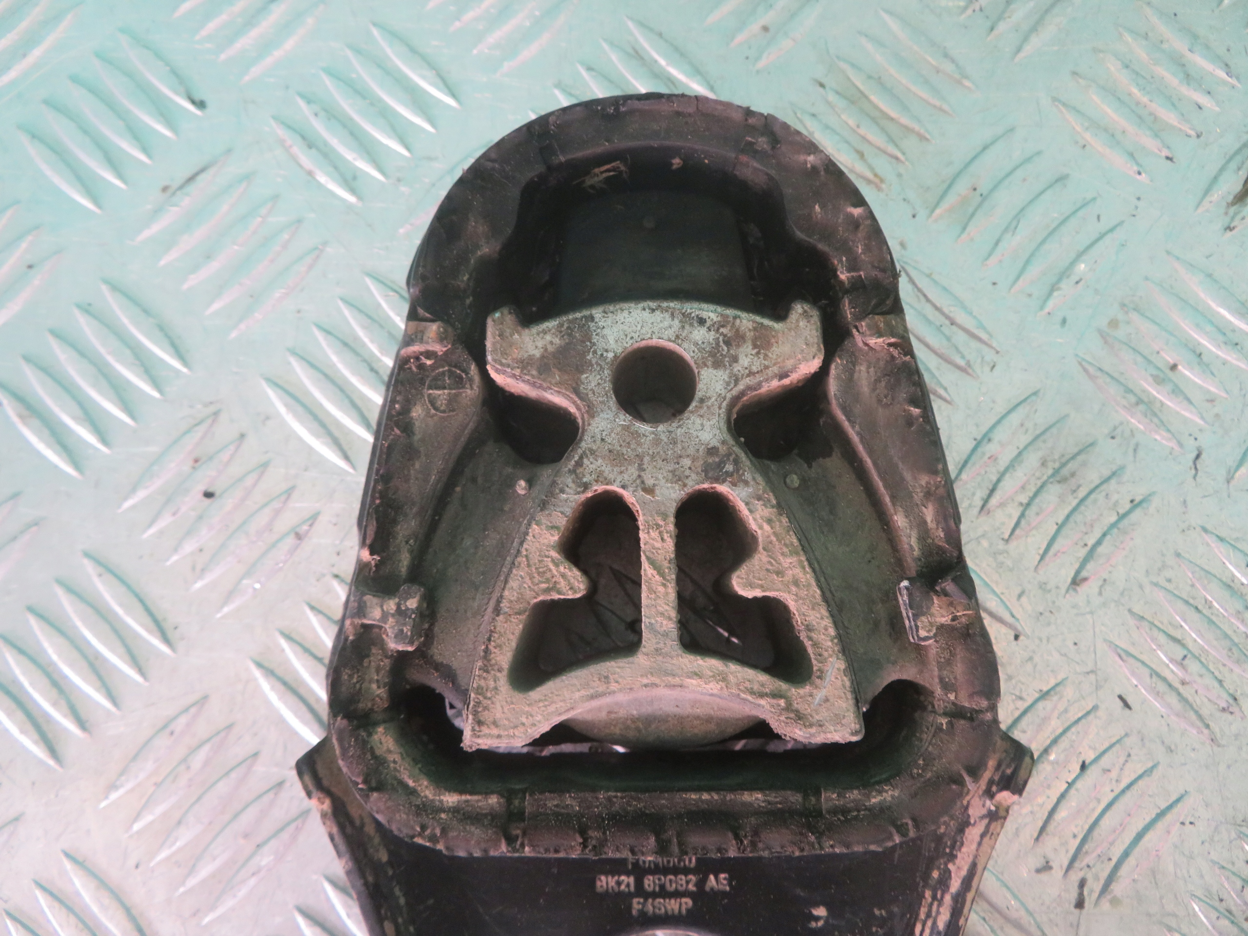 holder gearbox mount FORD TRANSIT CUSTOM 2.0 18R BK21-6P082-AE
