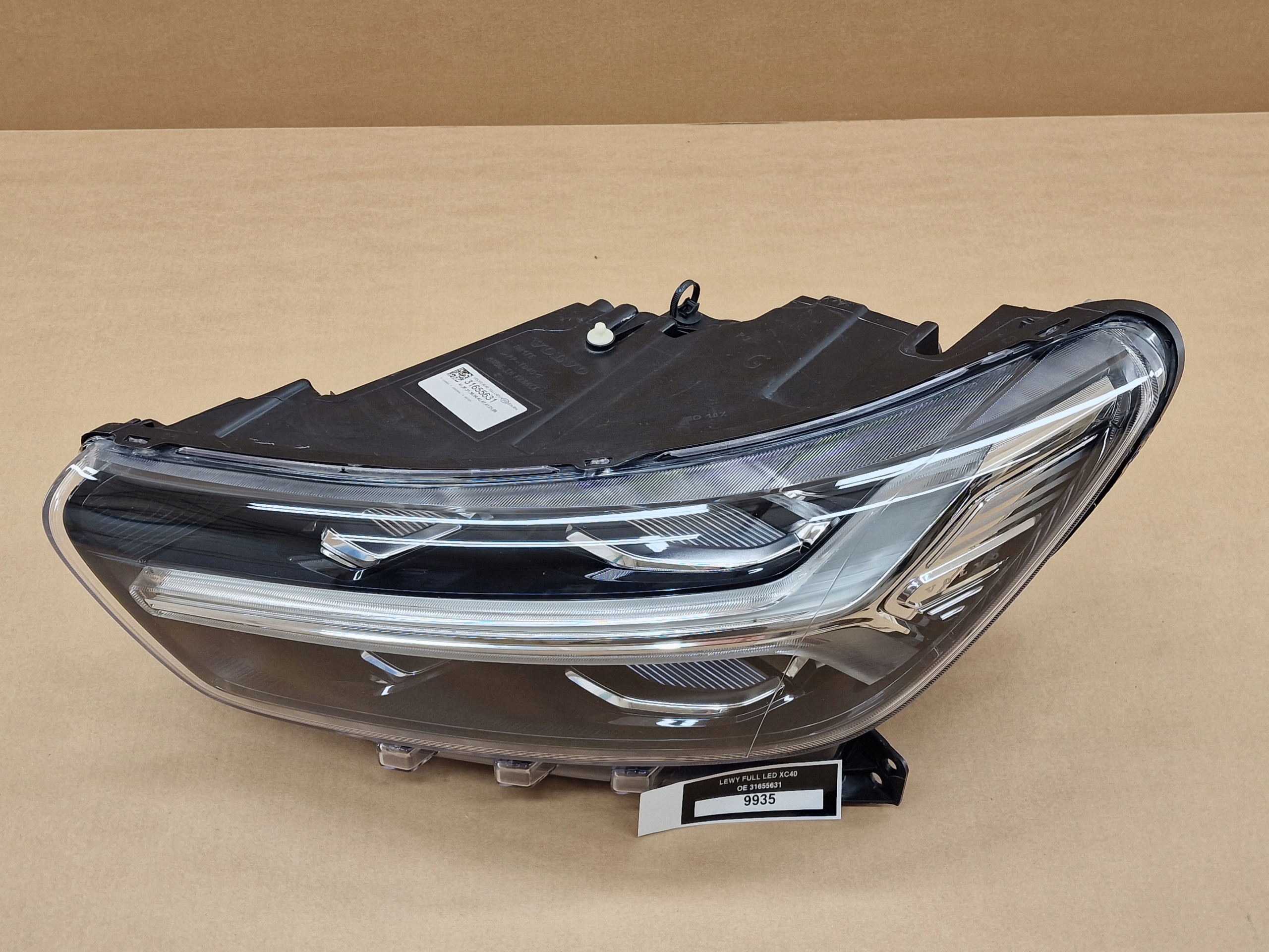complete left FULL LED VOLVO XC40