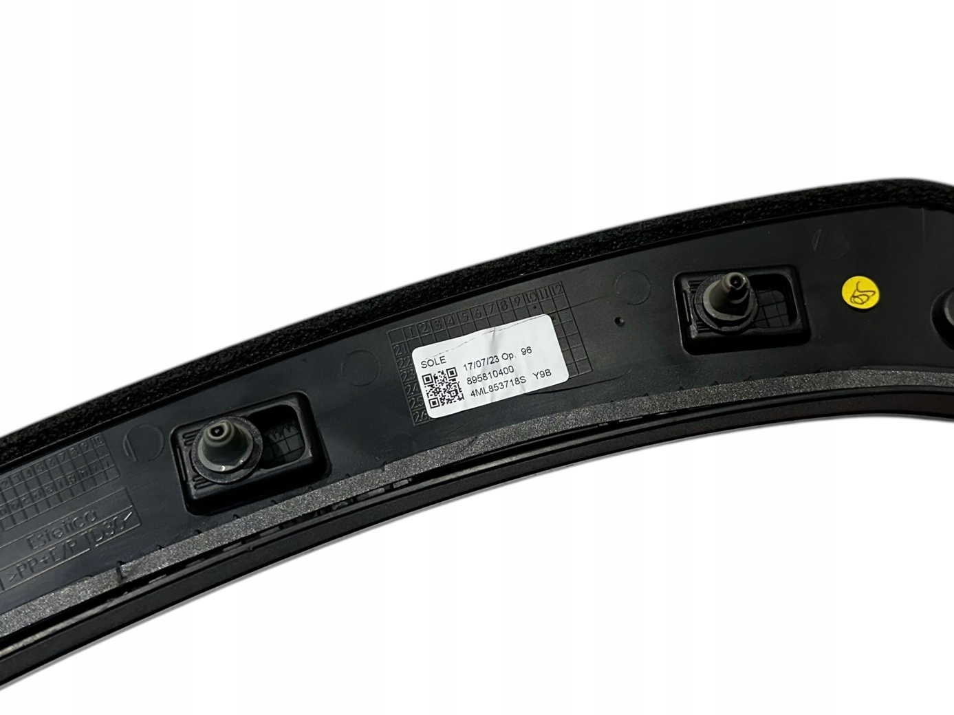 LAMBORGHINI URUS S cap moulding poszerzenie RH 4ML853718M 4ML853718S
