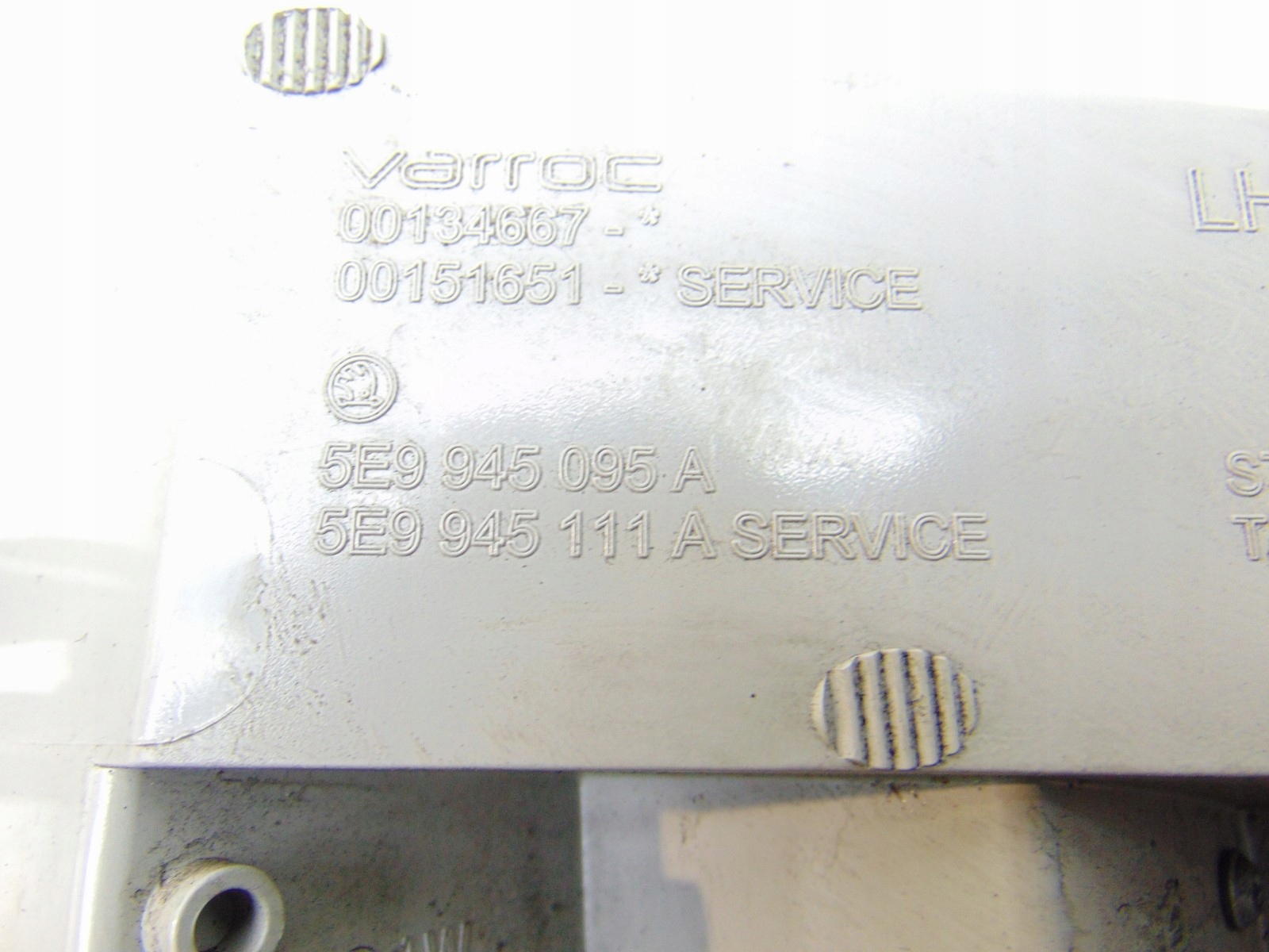 light left rear part left rear SKODA OCTAVIA III KOMBI 5E9945095A