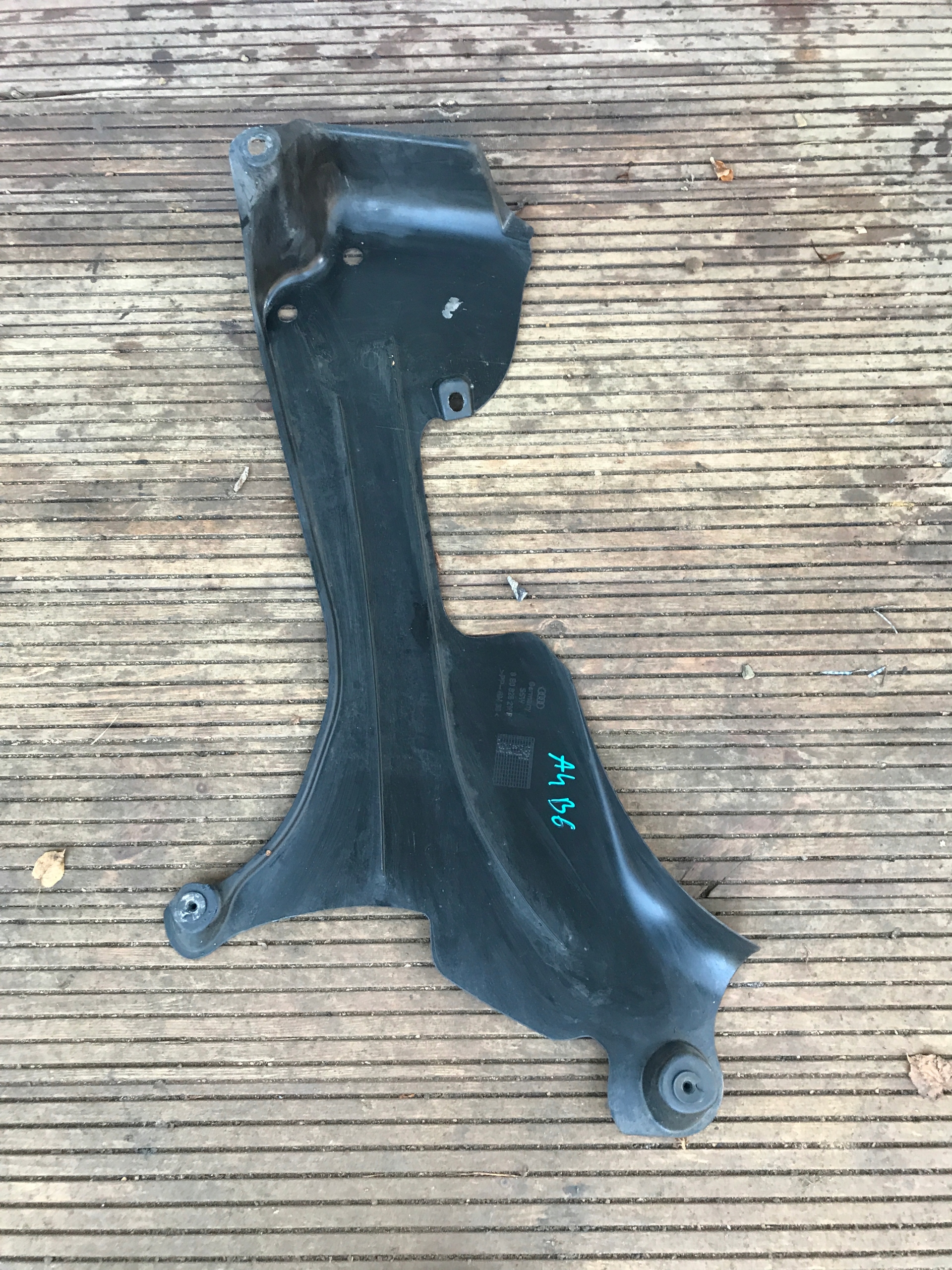 Blende Abdeckung abdeckung Unterfahrschutz AUDI A4 B6 8E0825219F
