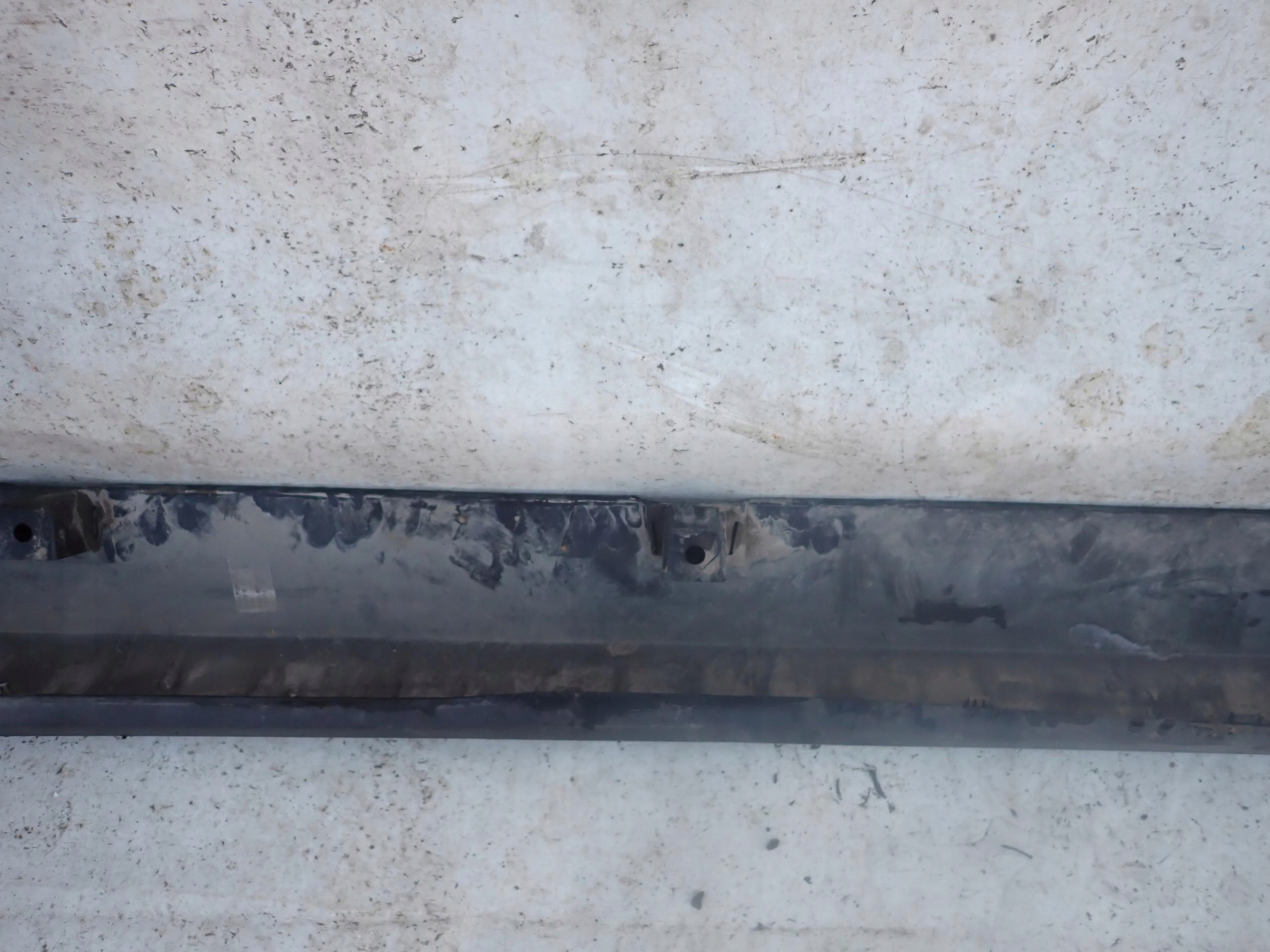 TESLA X 15- moulding threshold right threshold right