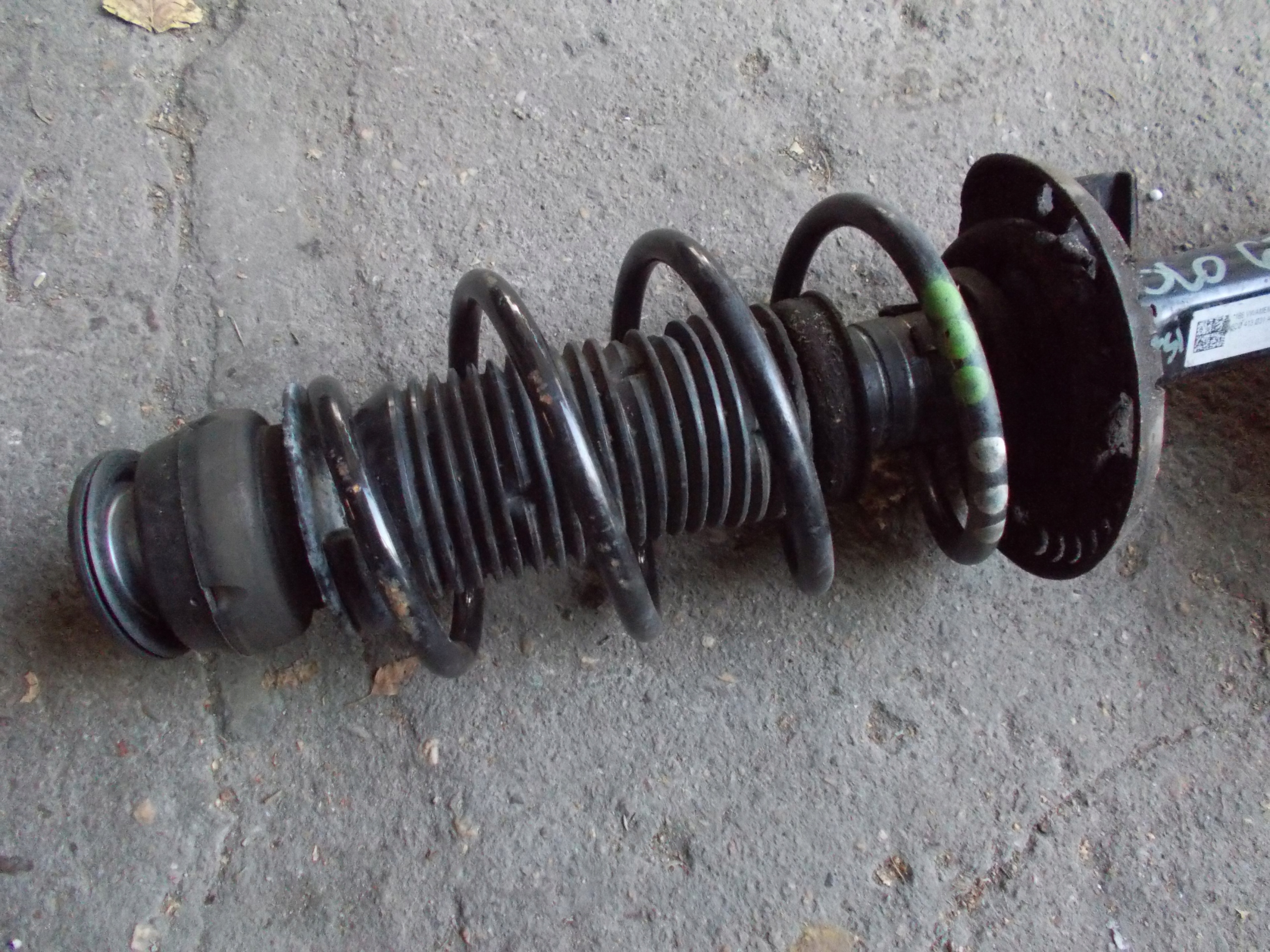 VW POLO 6R 1.2 TSI shock absorber right front 6C0413031AH