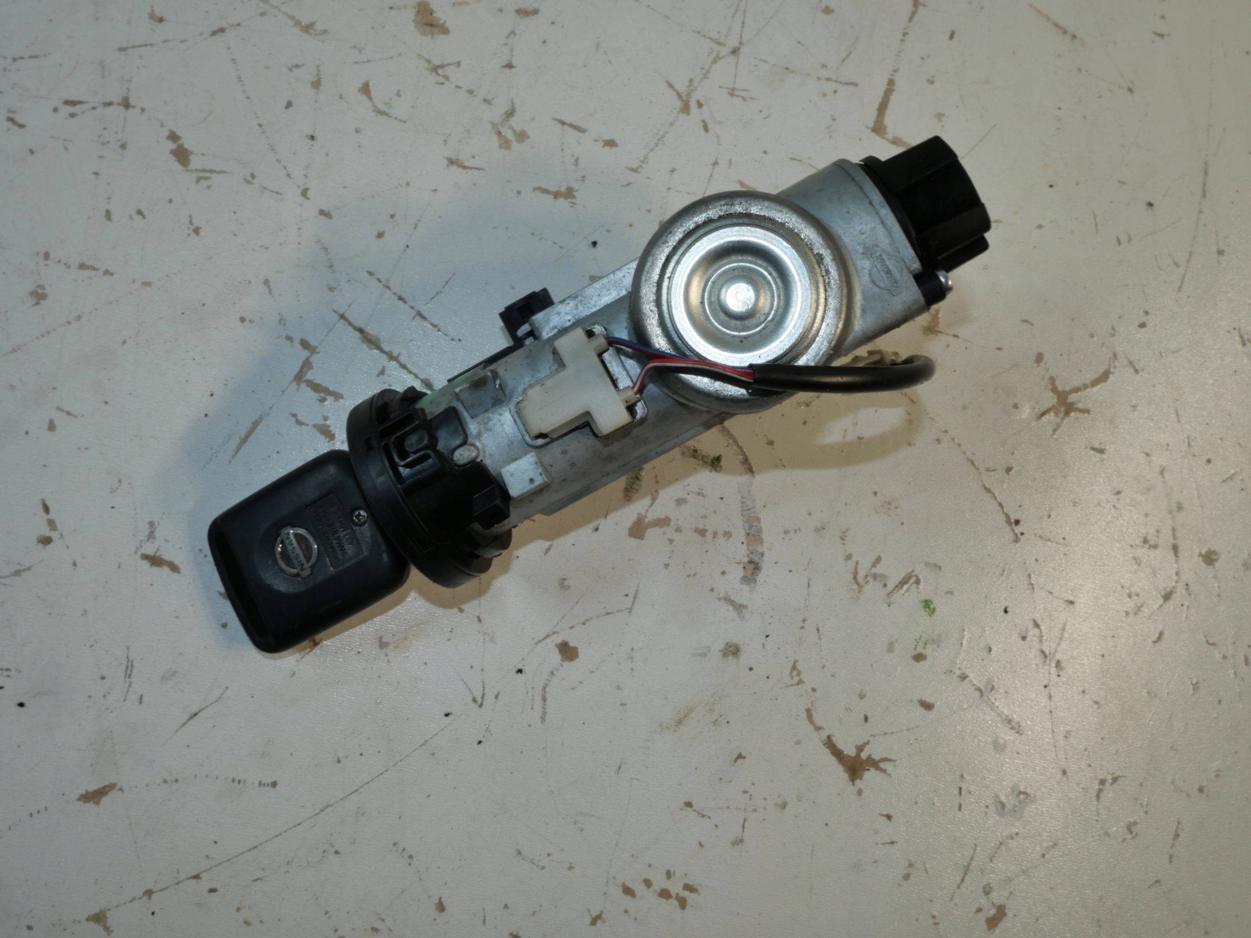 ignition NISSAN QASHQAI MW1014