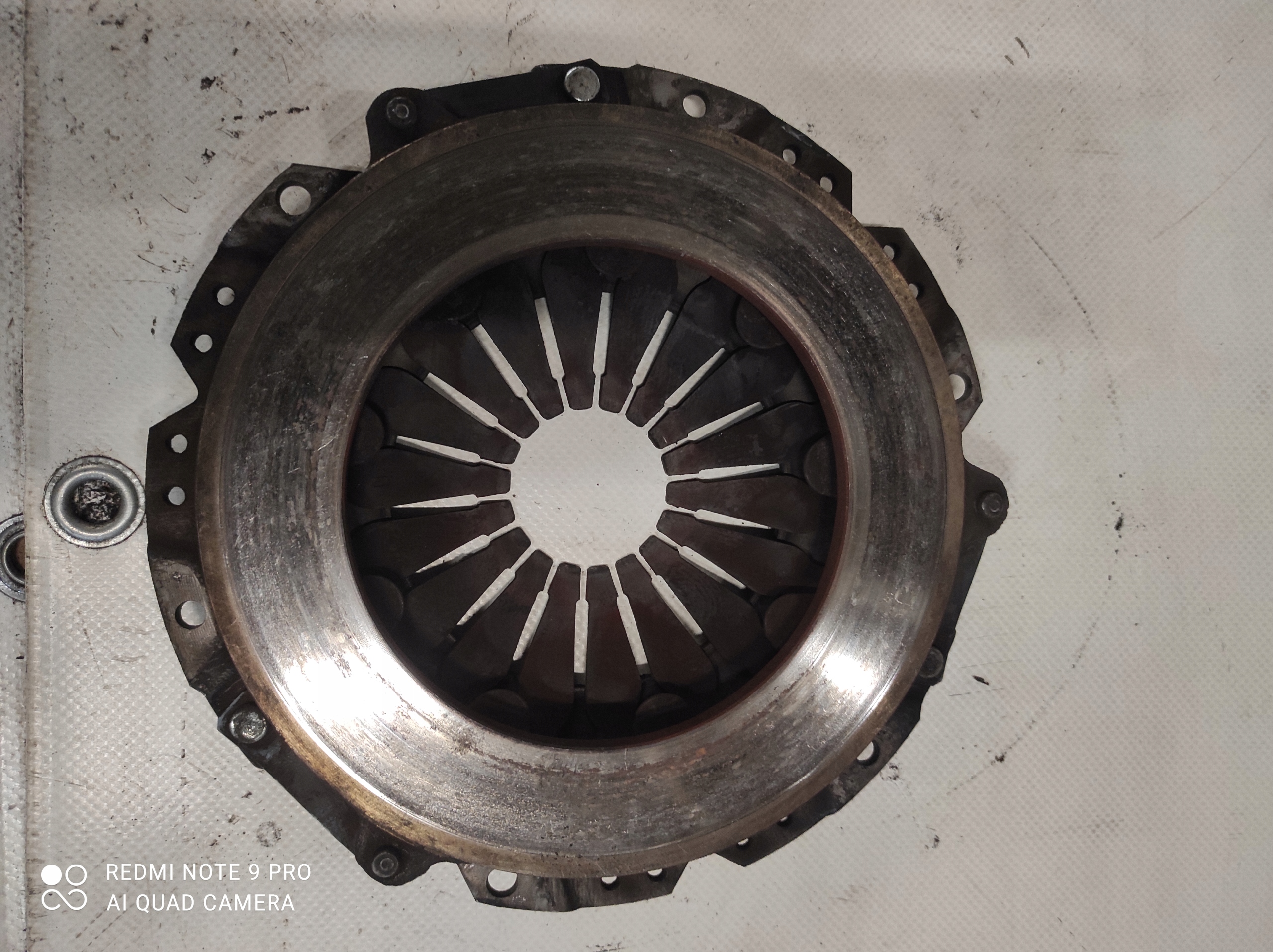 Disque Embrayage + de pression Opel Corsa B 1.2 B