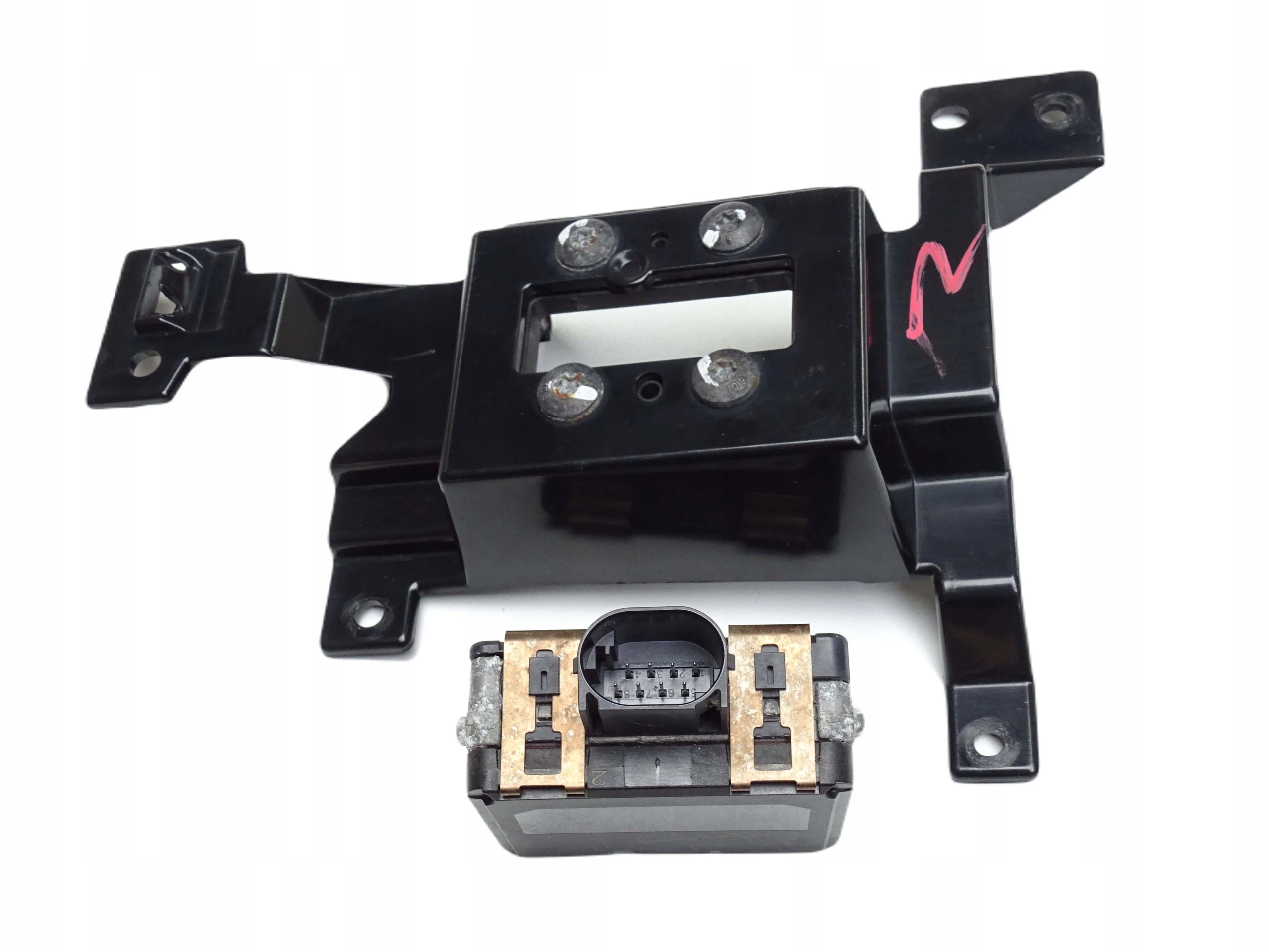 radar moduł ACC Cruise Control Module NEW EVOQUE L551 2019- K8D29G768AF Producent części Land Rover OE