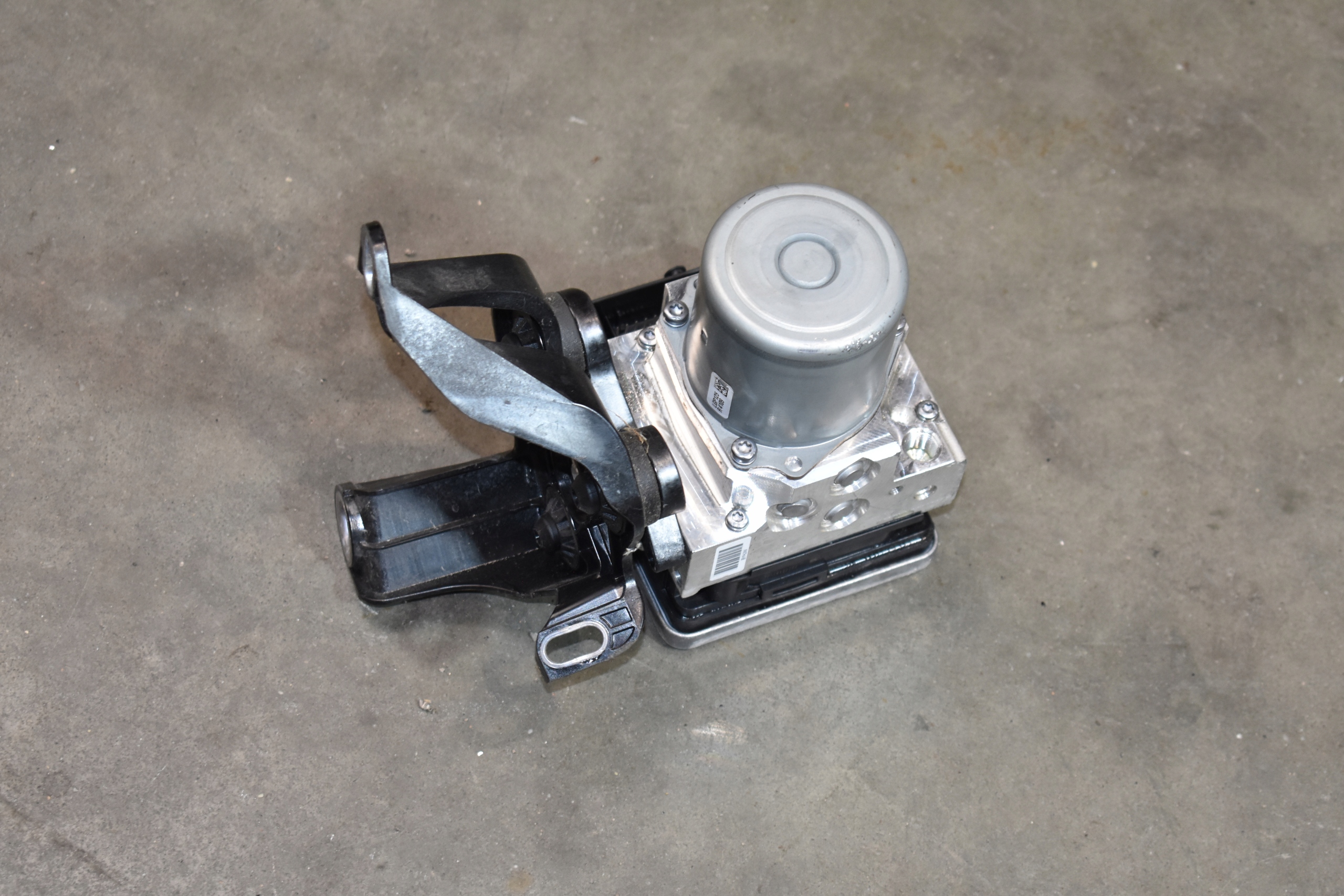 IDEALNY control unit pump ABS MERCEDES W167 1