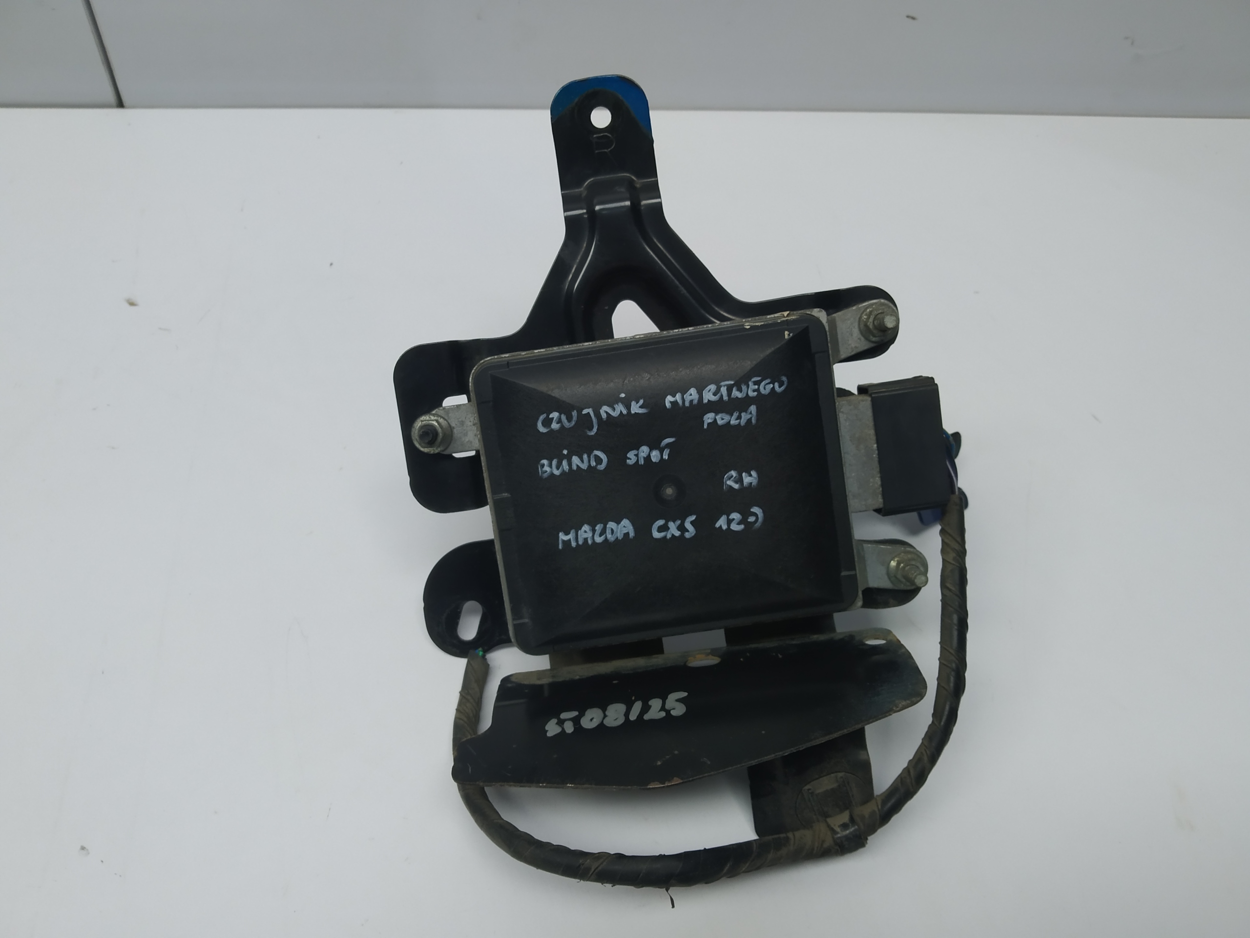 Mazda CX5 and radar sensor asystent supports martwego pola right left KD4967Y90B
