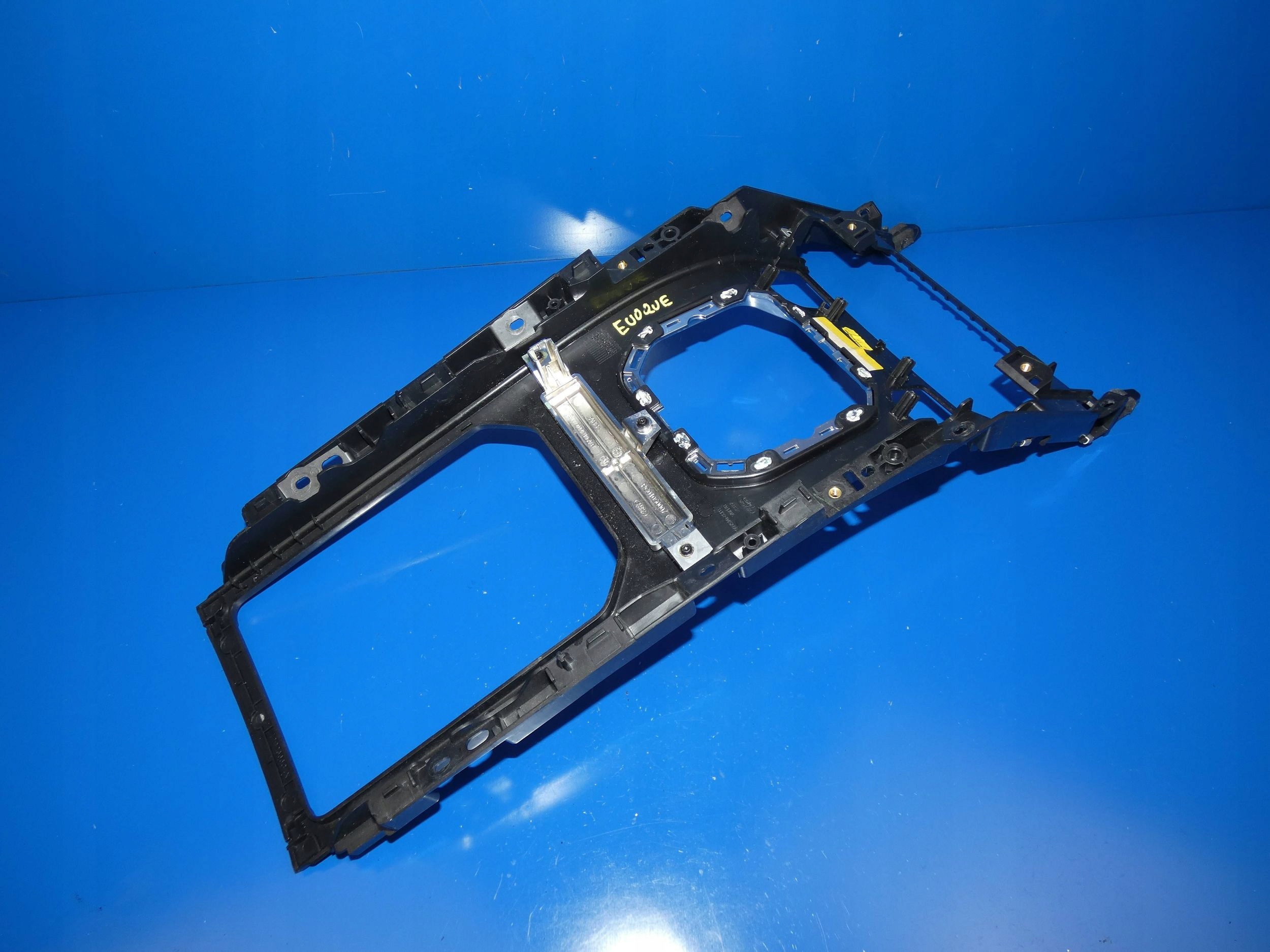 RANGE ROVER EVOQUE and L538 frame TUNELU SRODKOWEGO