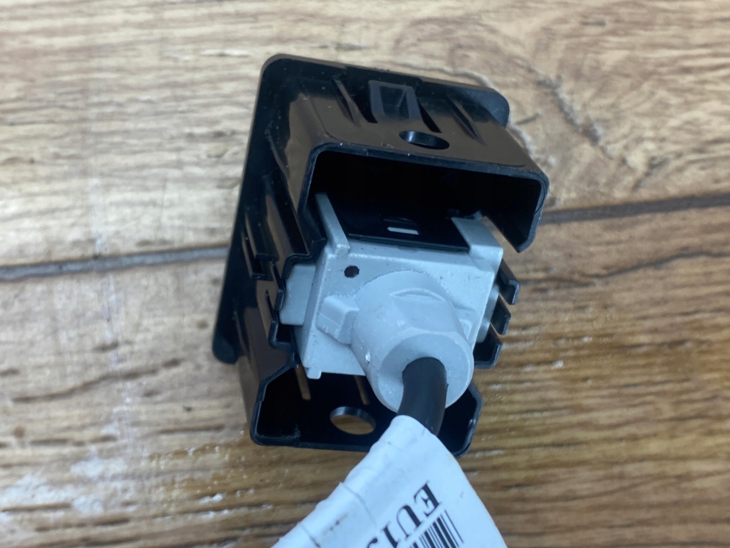 adapter USB Ford Escape Kuga MK3 2020+ USA