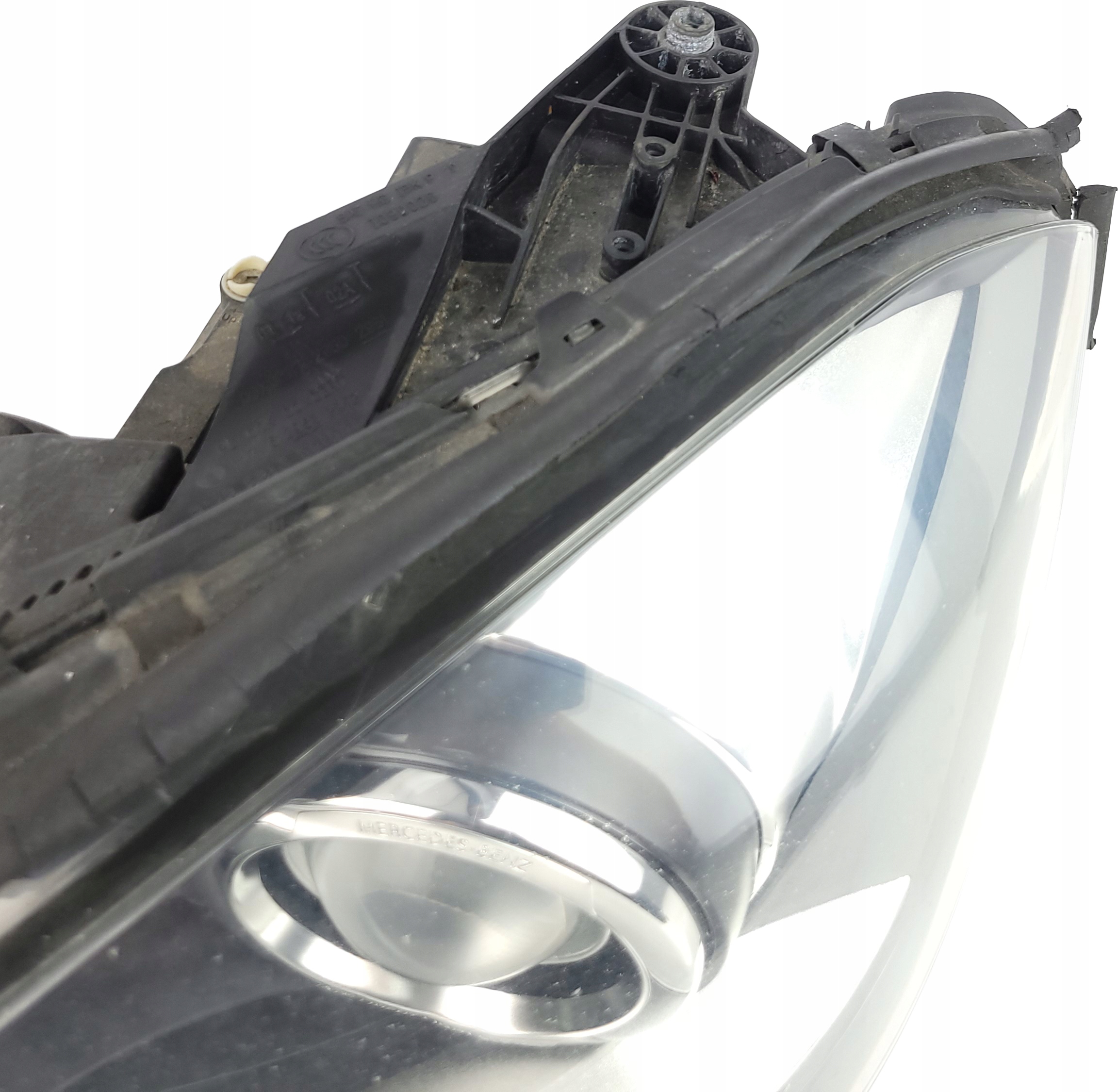 MERCEDES W204 LIFT light front front left SKRETNA KPL EU A2048204339