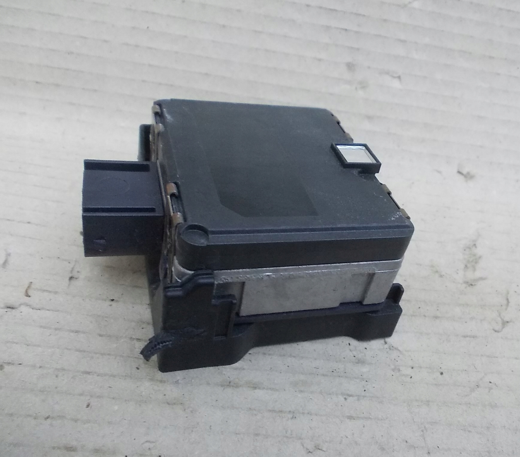 VW Caddy radar SENSOR distronic 2k5907561c