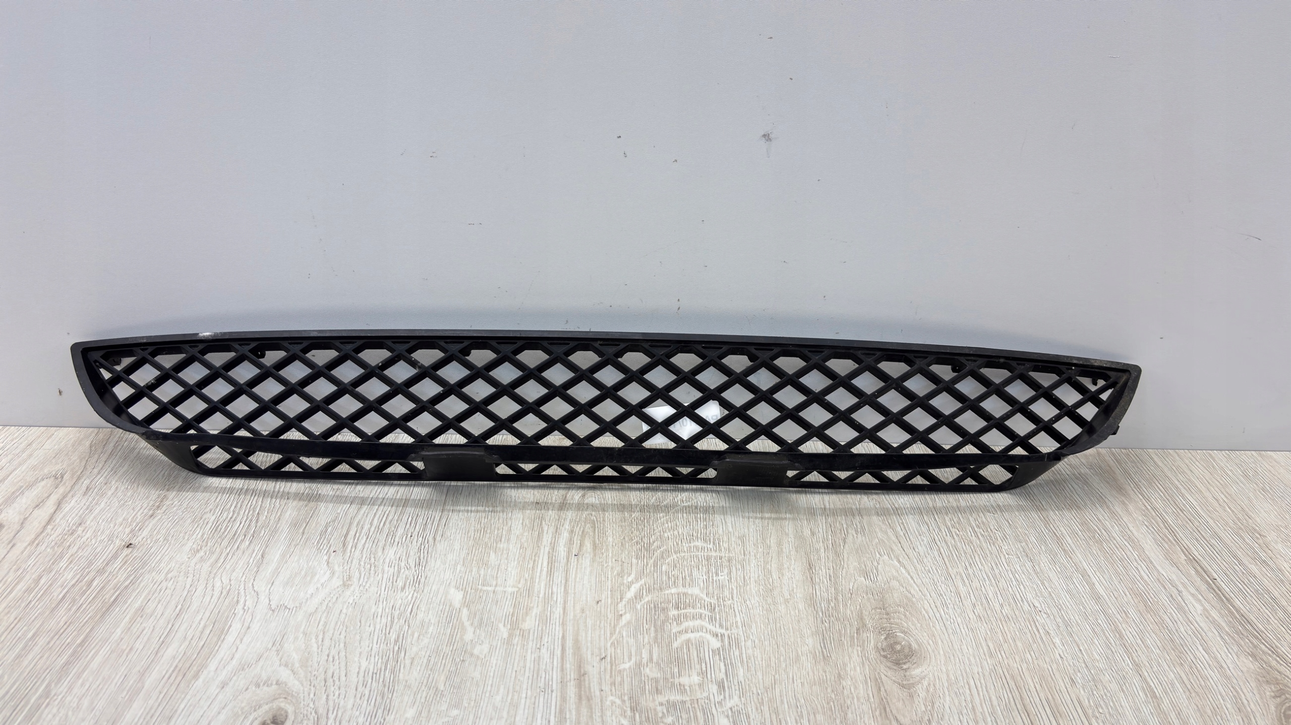 MERCEDES SPRINTER W906 grid of a bumper front lower central PAK10/13NIK