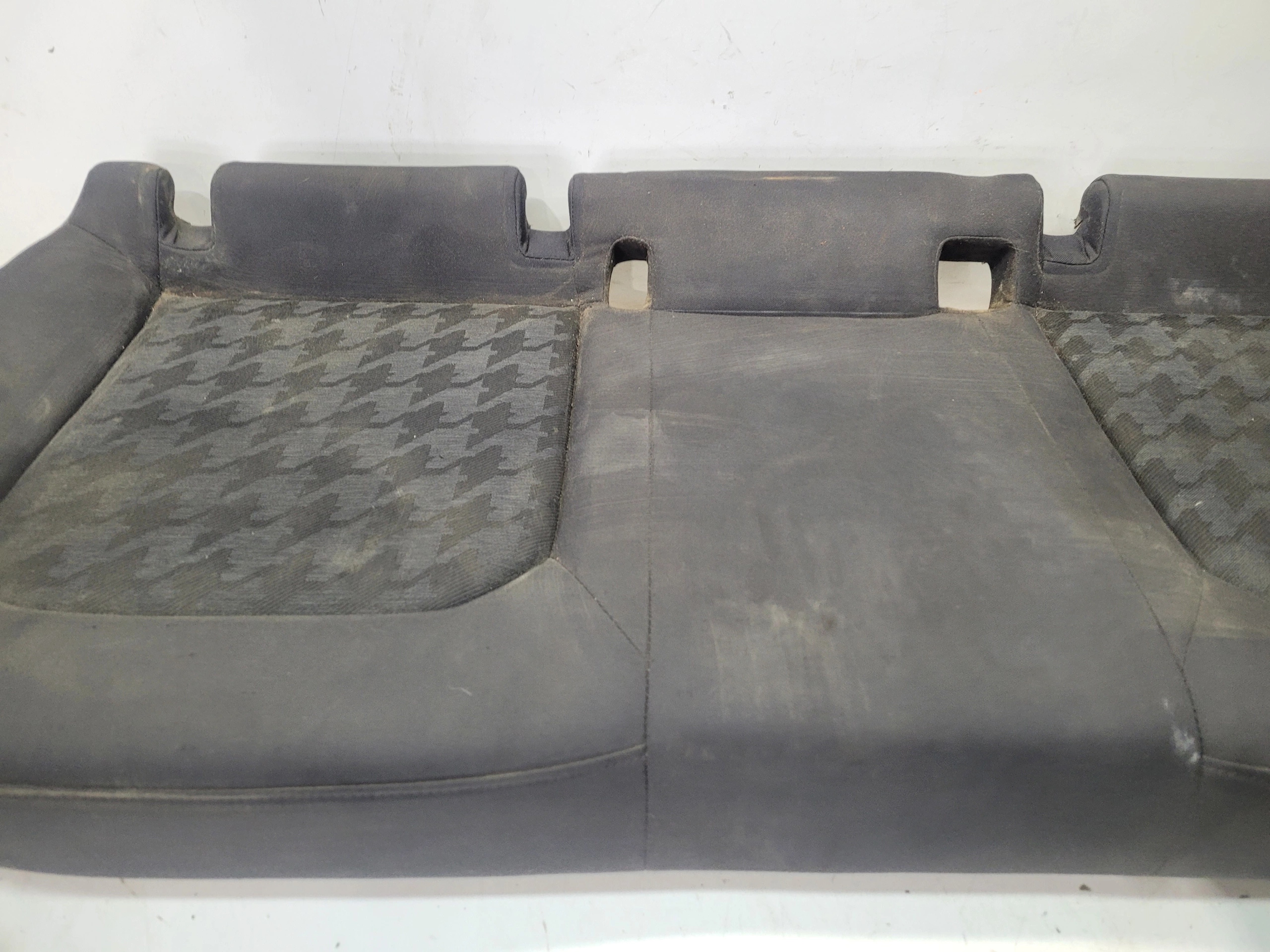 Sitz heck MATERIAL AUDI A3 8V 8V0885375F MATERIAL