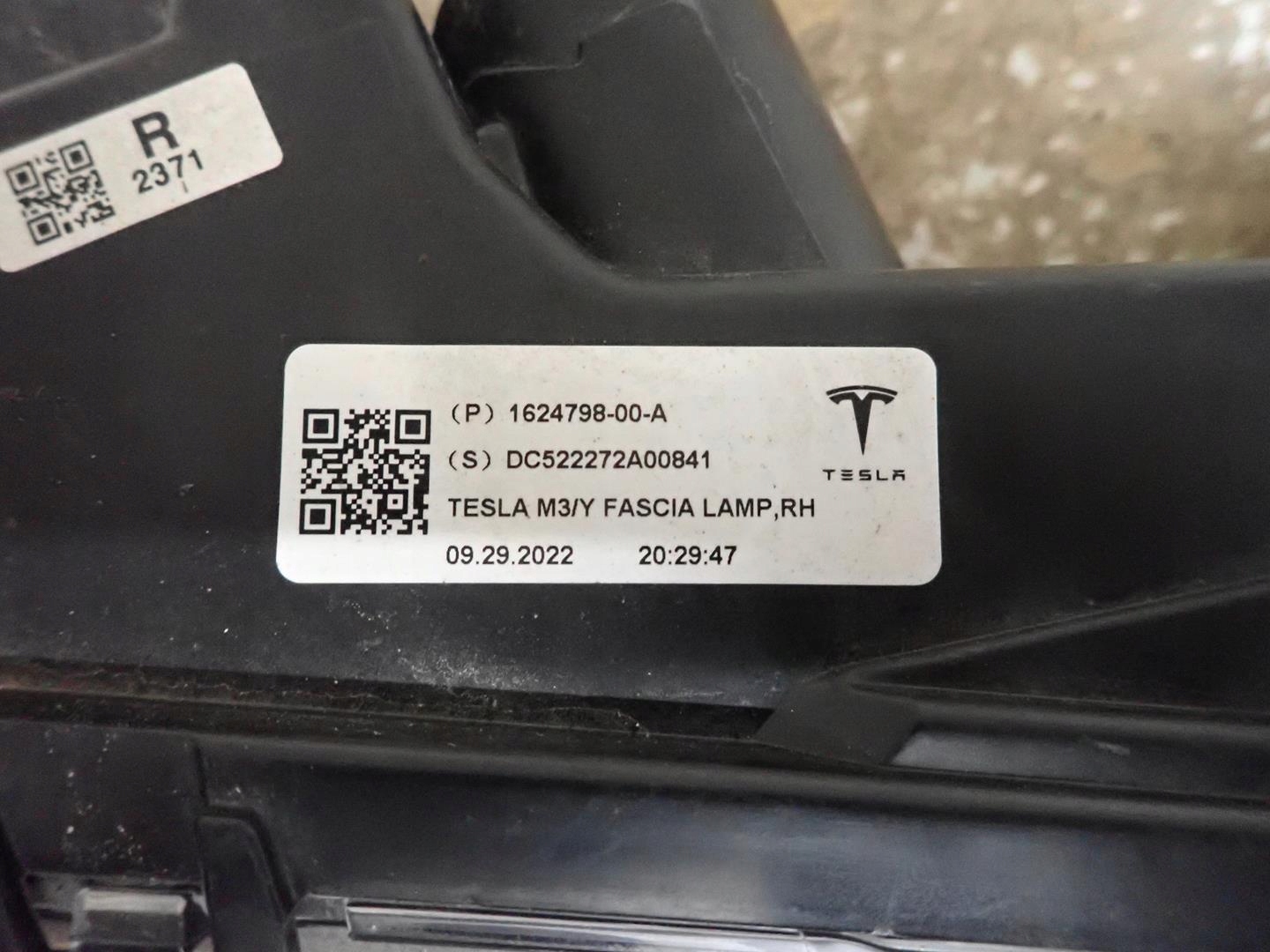 Nebelscheinwerfer rechts TESLA 3 2017- 1624798-00-A