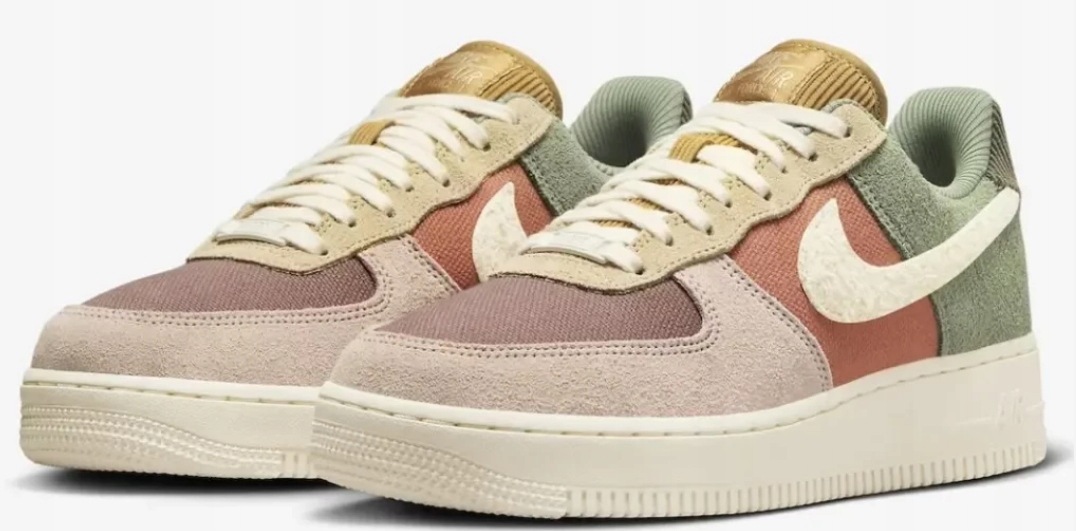 Luxusní sportovní boty Nike Air Force 07 LX Sneaker Unisex FZ3782-386 47,5
