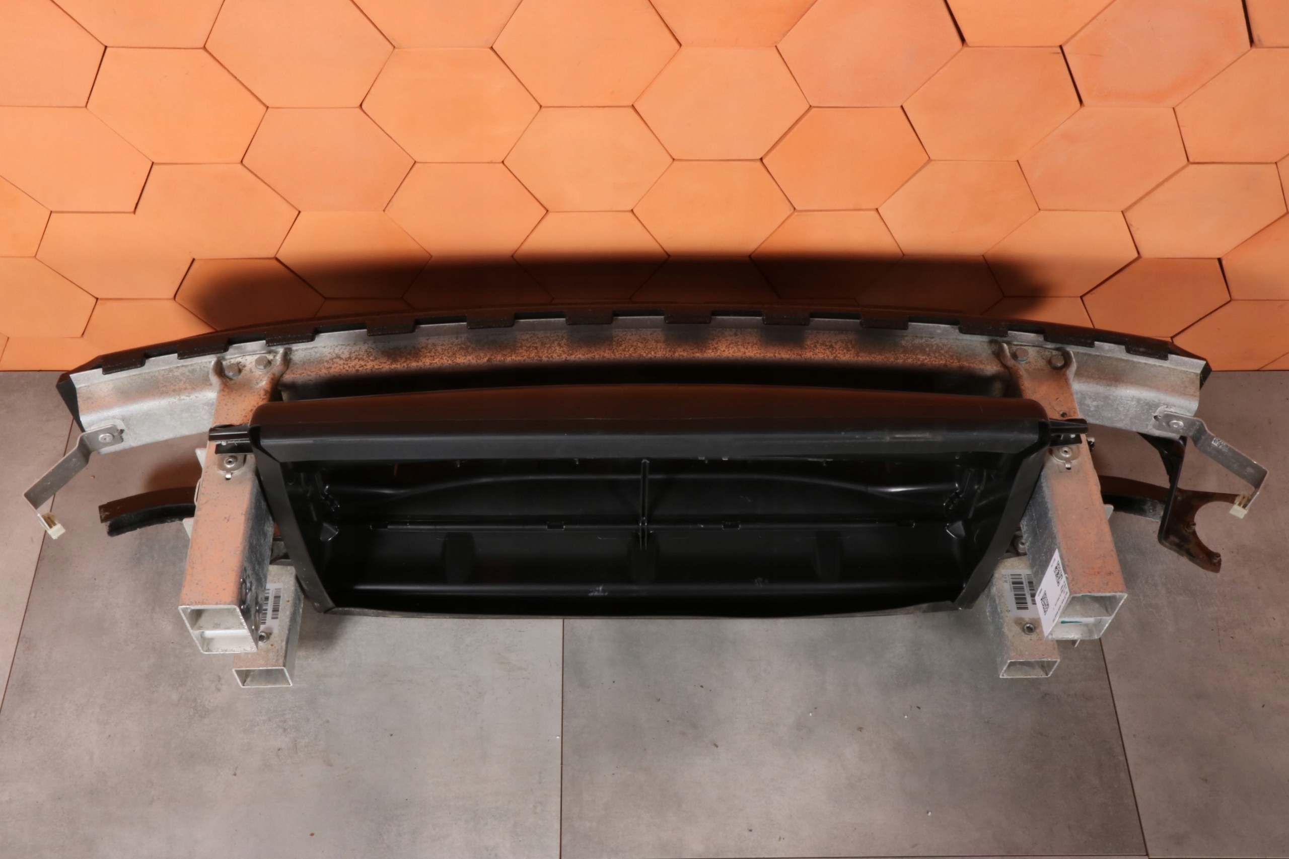 BMW i3 I01 i3 I01 LCI support panel for radiators pillar sider tips KOMPLET
