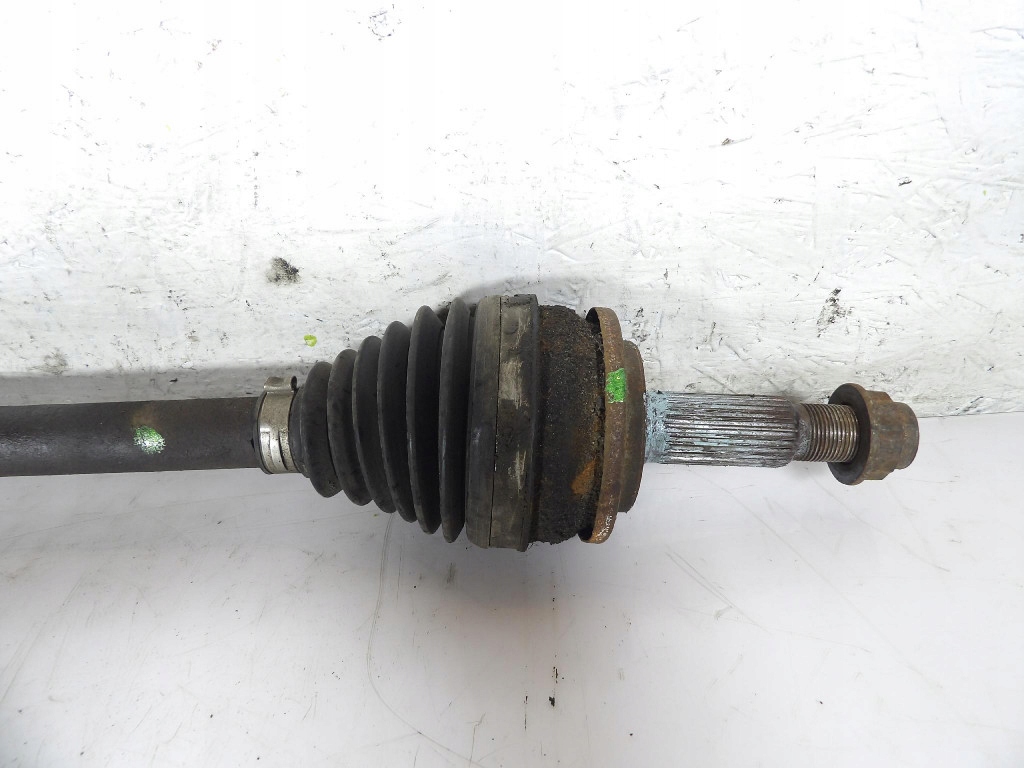 TOYOTA COROLLA E14 E15 1.6 DualVVTi semi-axis left front