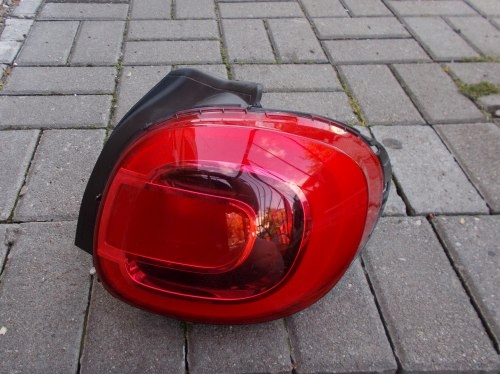 FIAT 500L PRAWA TYLNA LAMPA LED ORYGINAŁ