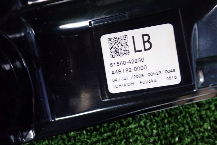 TOOYTA RAV4 19- light left rear rear part