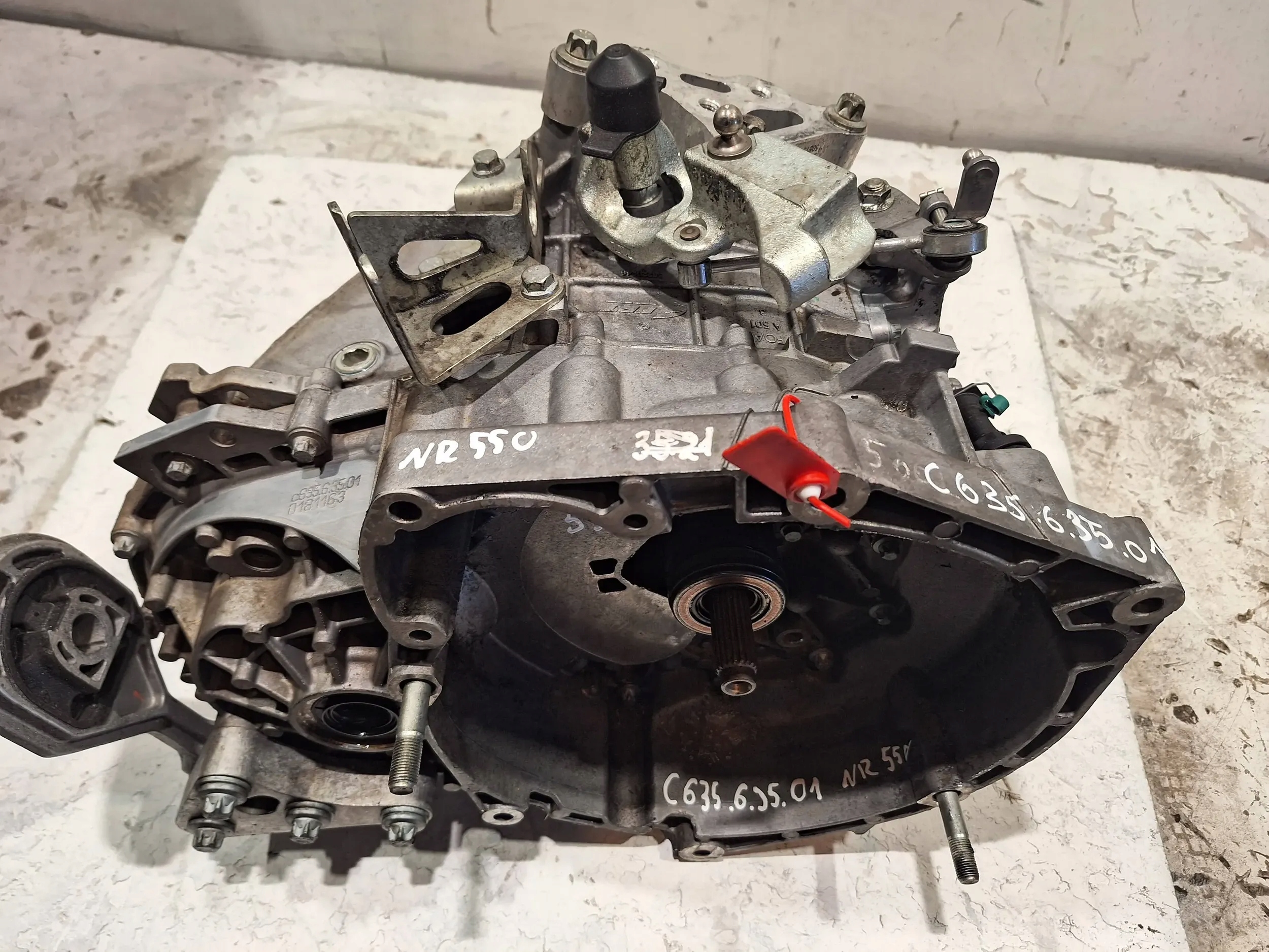 Коробка biegow C63563501 Fiat Doblo II Opel Combo D 1.6 Мультіструйной05km 10-