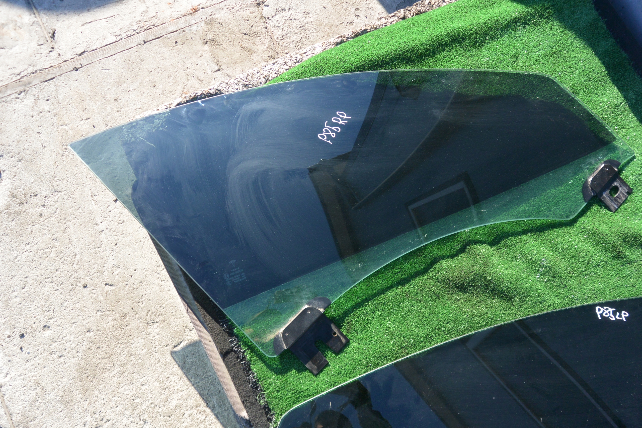window door front right left TESLA MODEL S 12-16