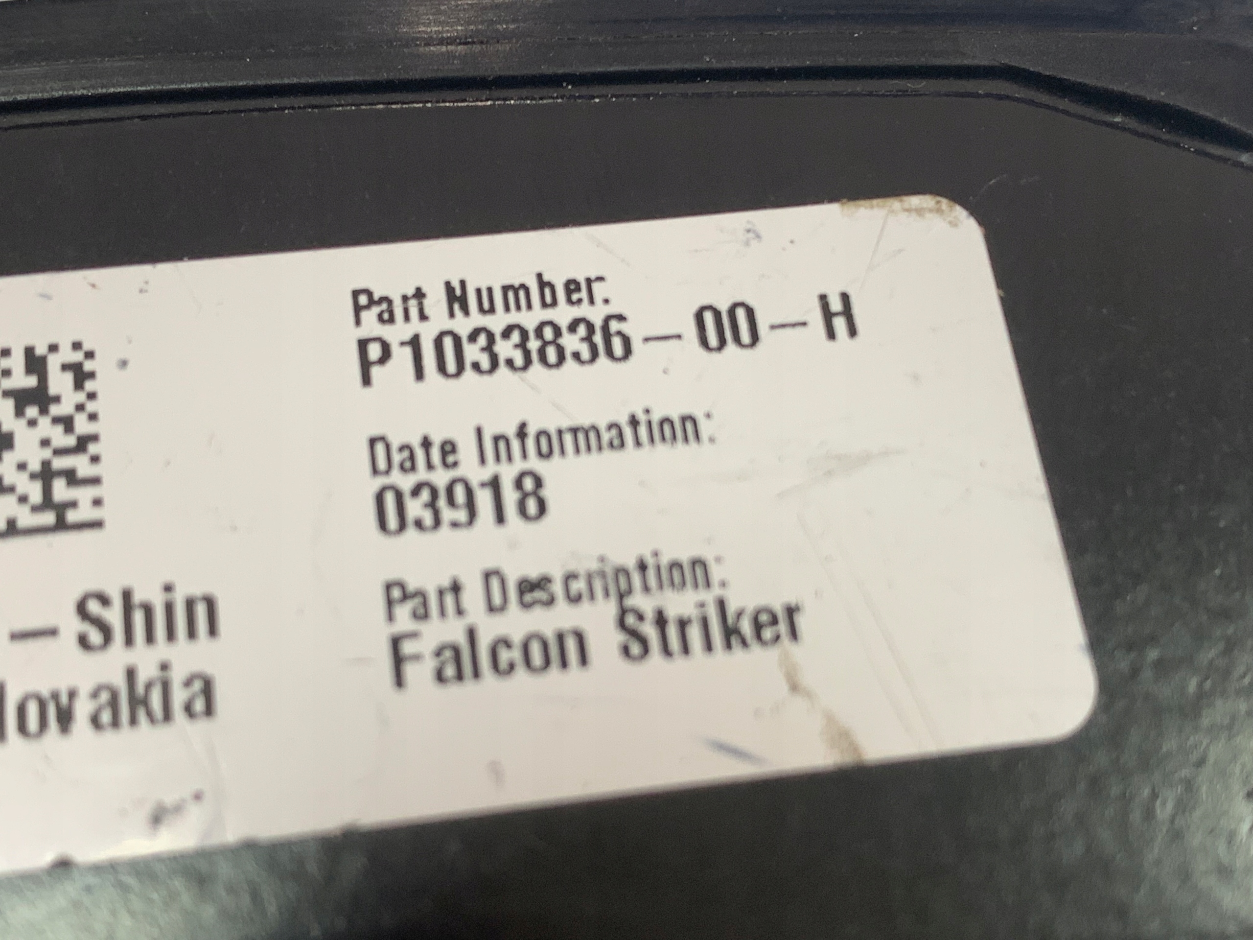 Tesla X zaczep rygiel drzwi falcon 1033836 00 H Weight with packaging 1 kg