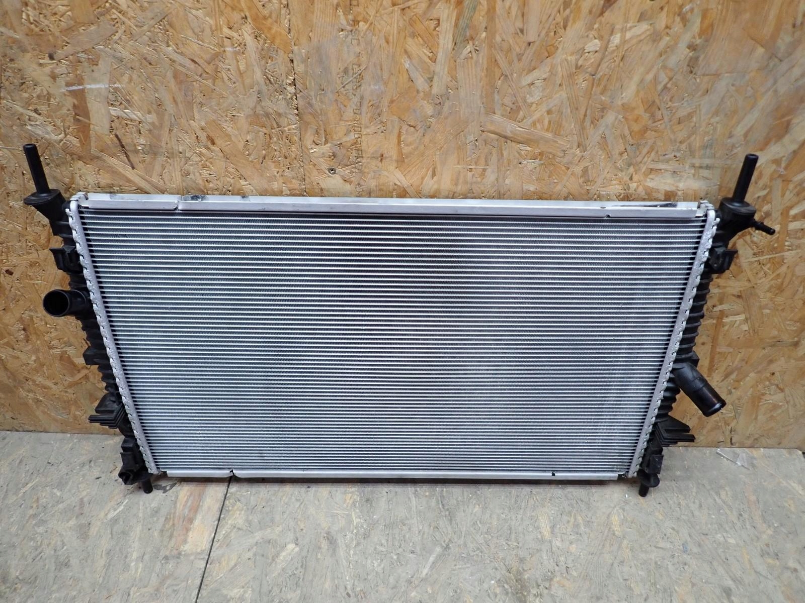 Radiatore / Raffreddatore LIQUIDO CHLODZACEGO d’acqua FORD TRANSIT CUSTOM 2012- 2.2 TDCI