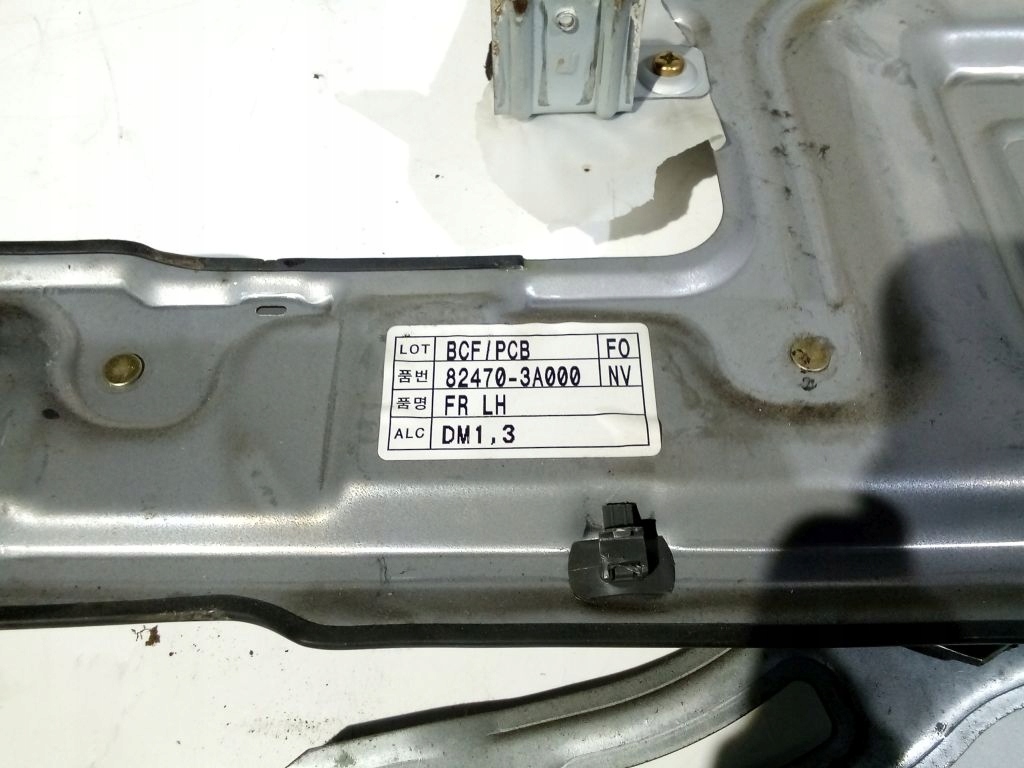 Hyundai Trajet window regulator left front electrical