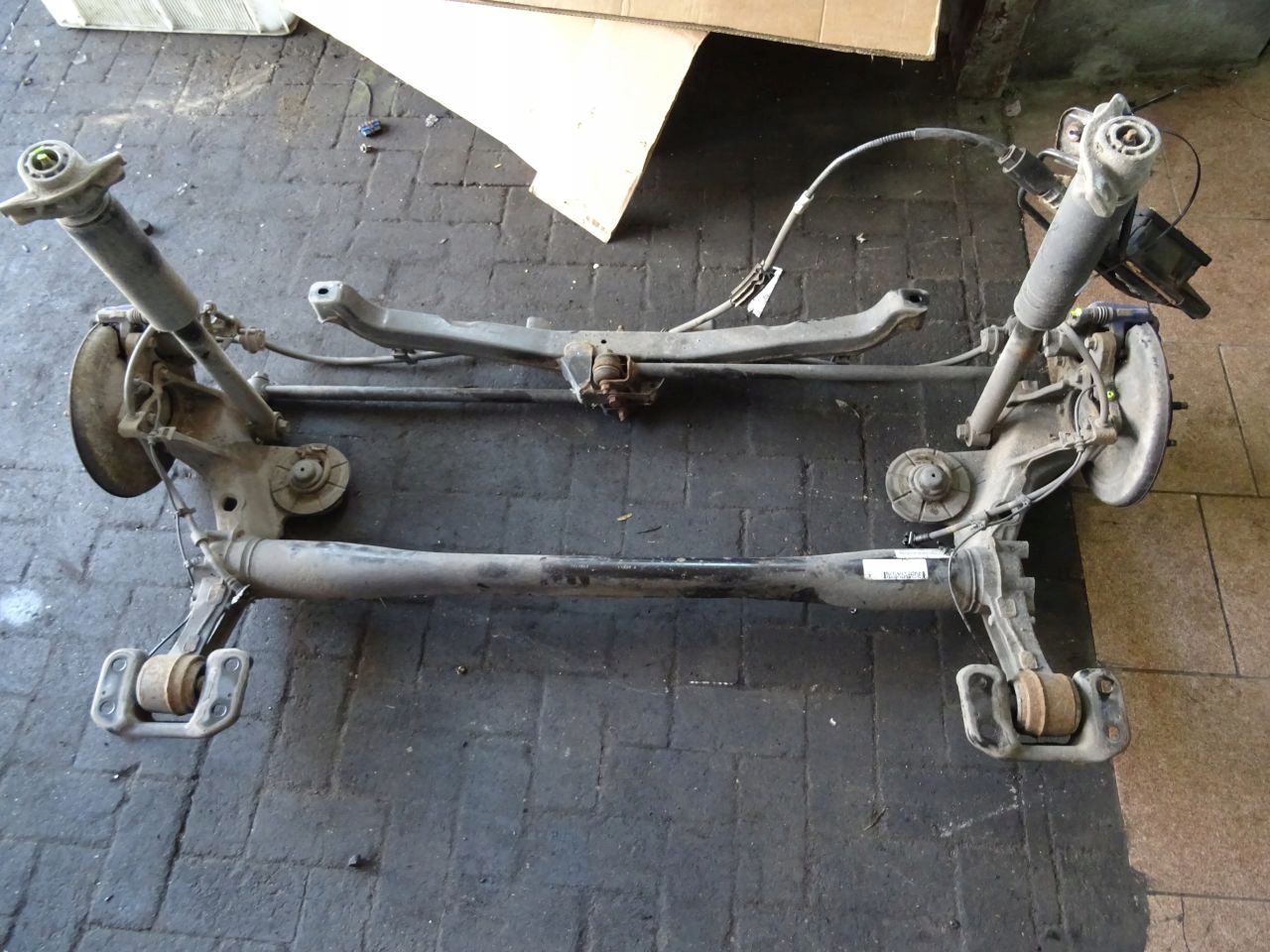 OPEL ASTRA J KOMBI axis rear sider complete