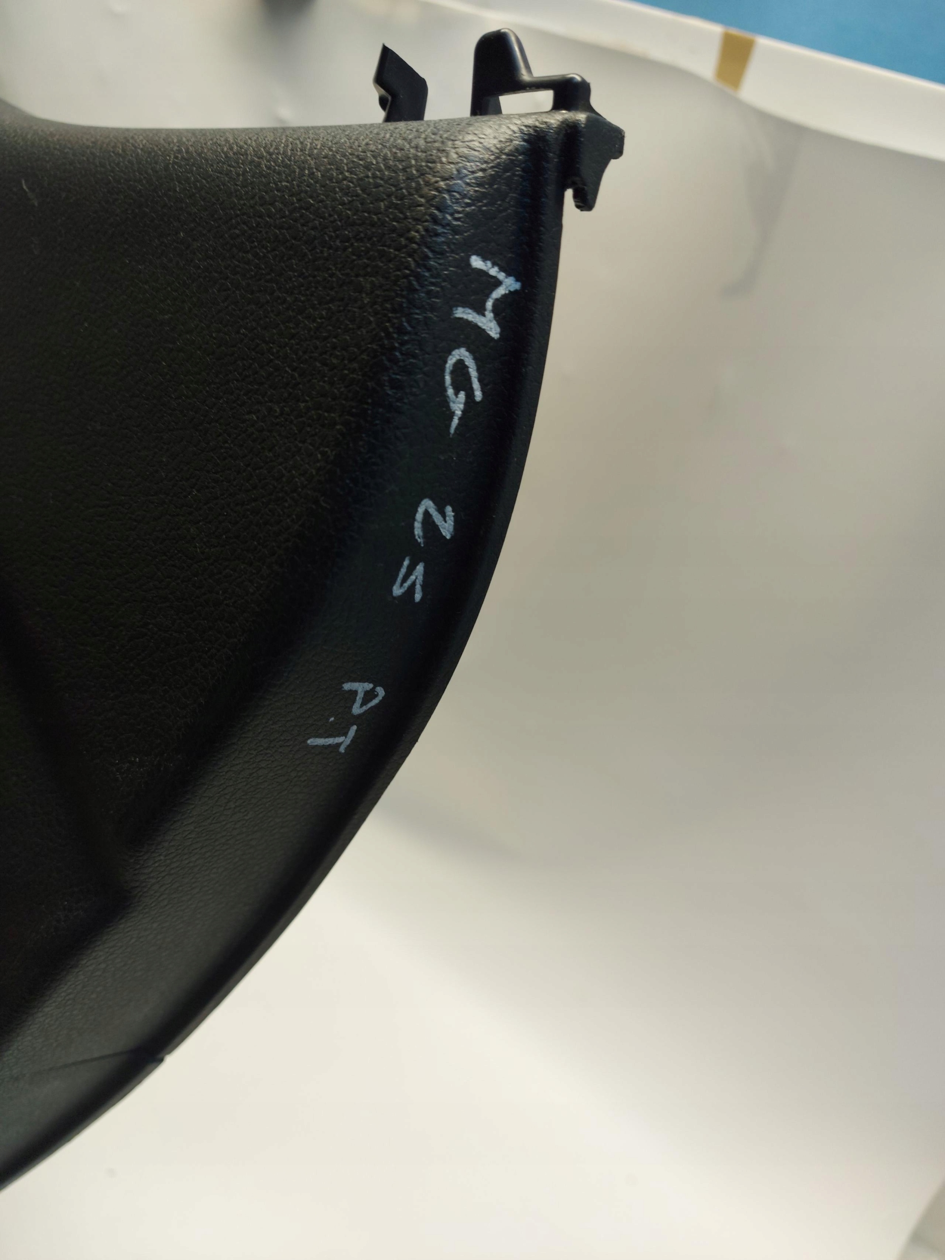 MG ZS upholstery side door rear part right