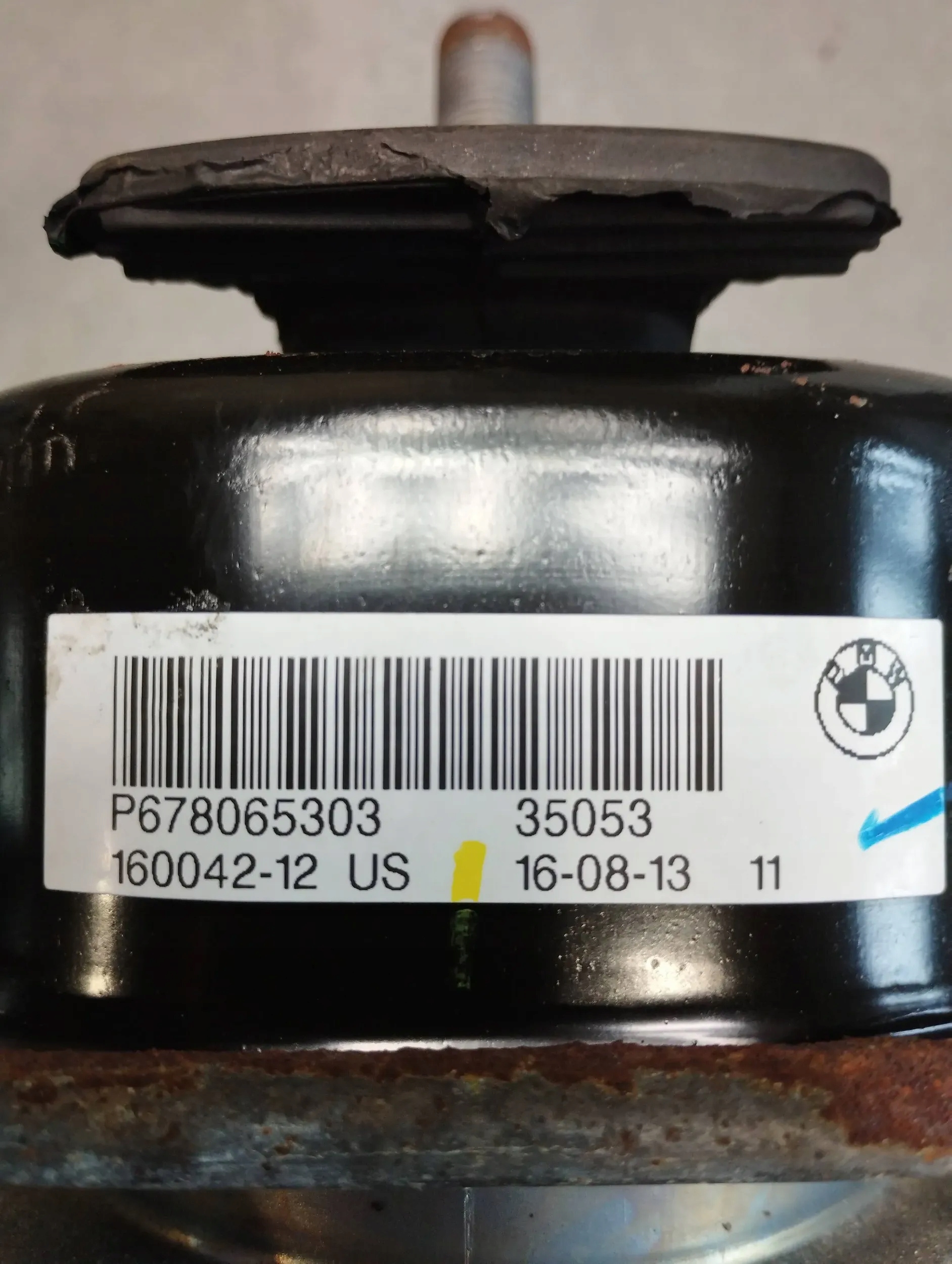 BMW X5 F15 engine mount 6780653