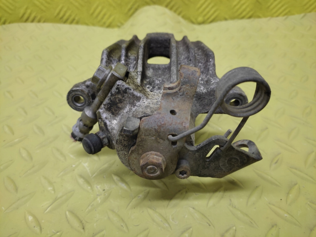 SKODA OCTAVIA and 2.0 caliper brake right rear part